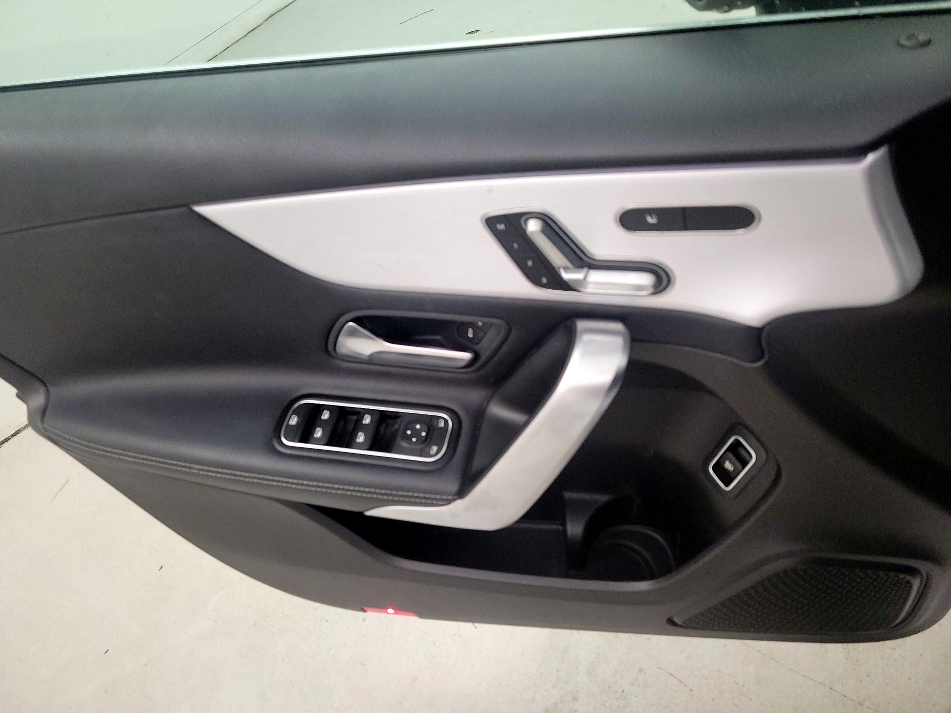 Thumbnail: 2019 Mercedes-Benz A-Class - 12