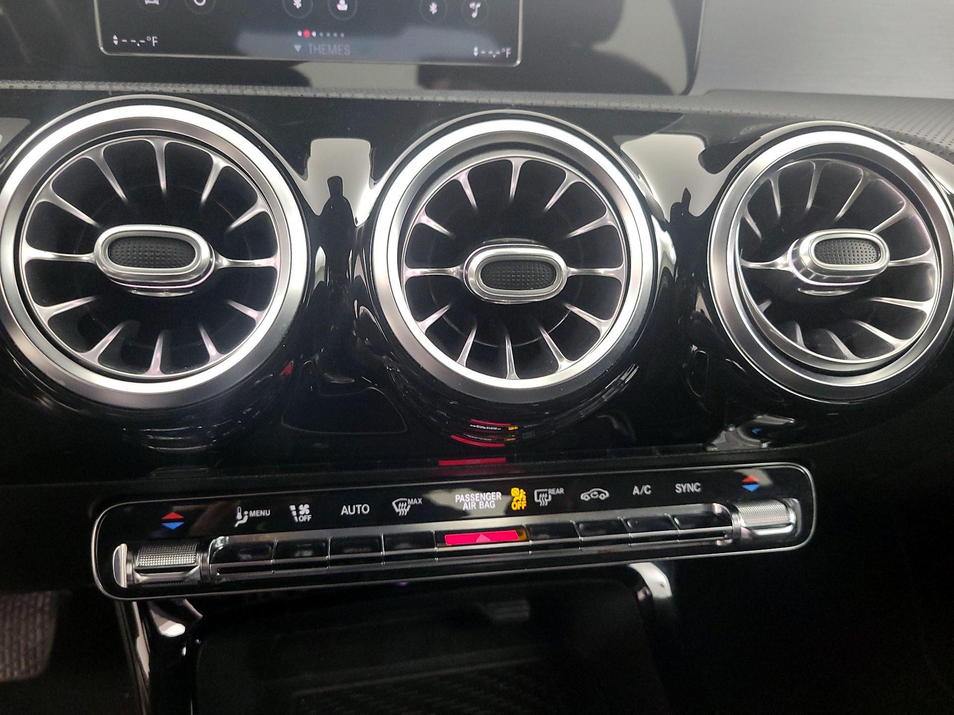 Thumbnail: 2019 Mercedes-Benz A-Class - 16