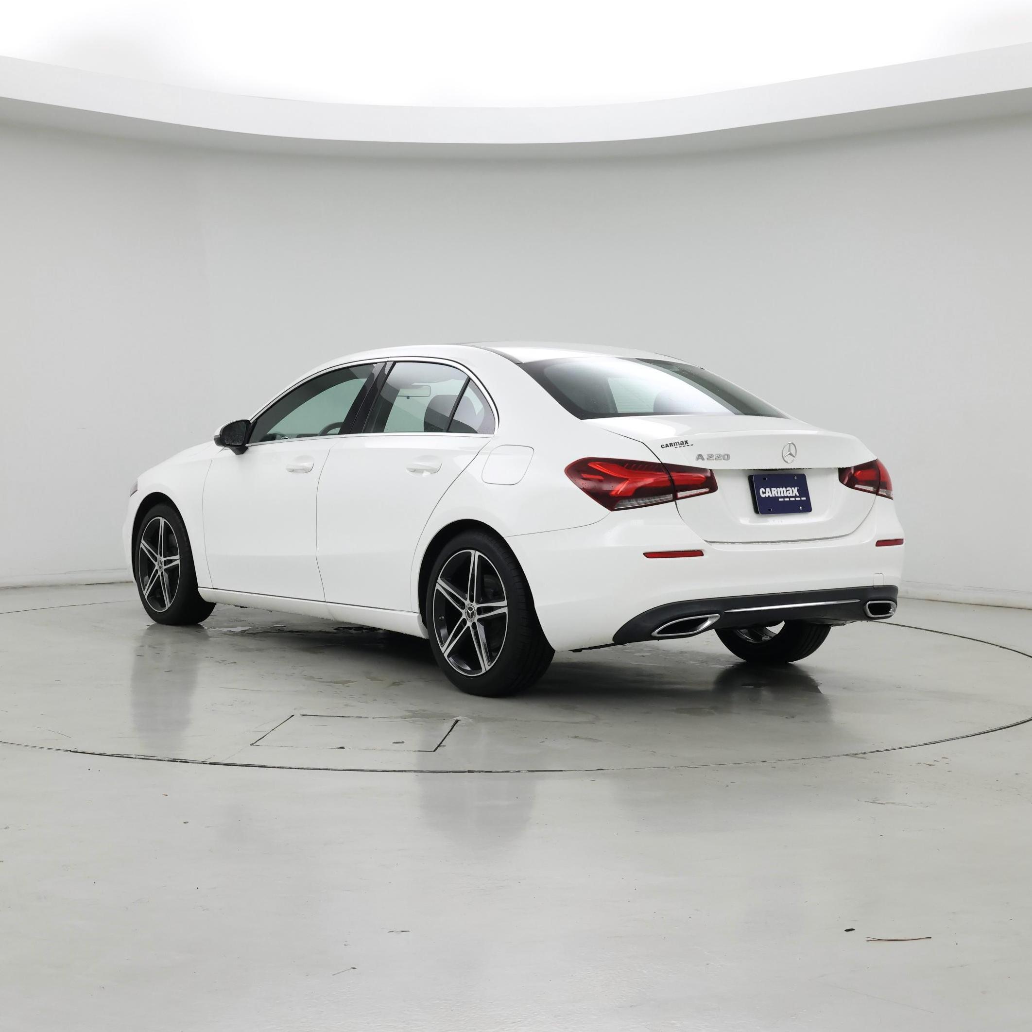 Thumbnail: 2019 Mercedes-Benz A-Class - 2