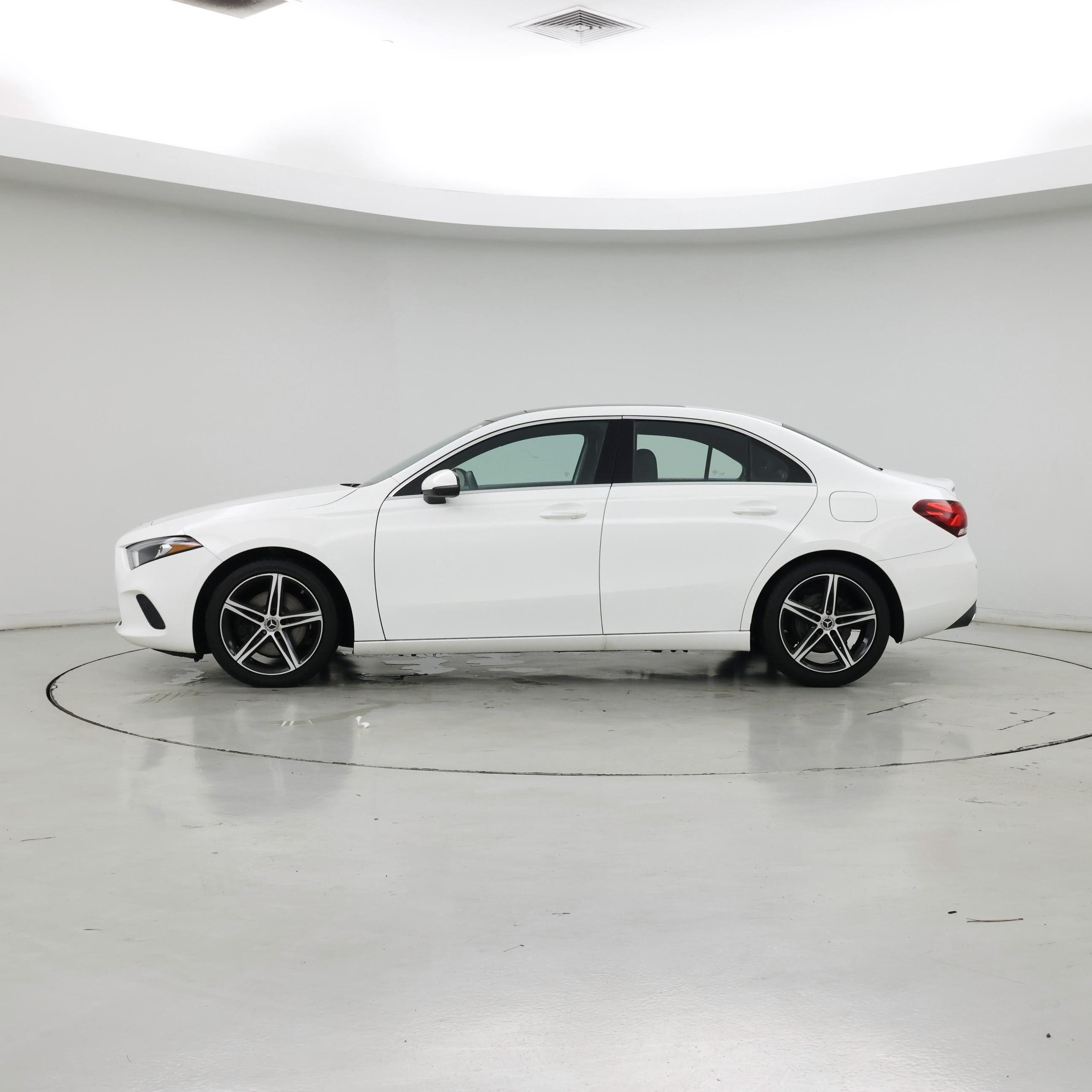 Thumbnail: 2019 Mercedes-Benz A-Class - 3