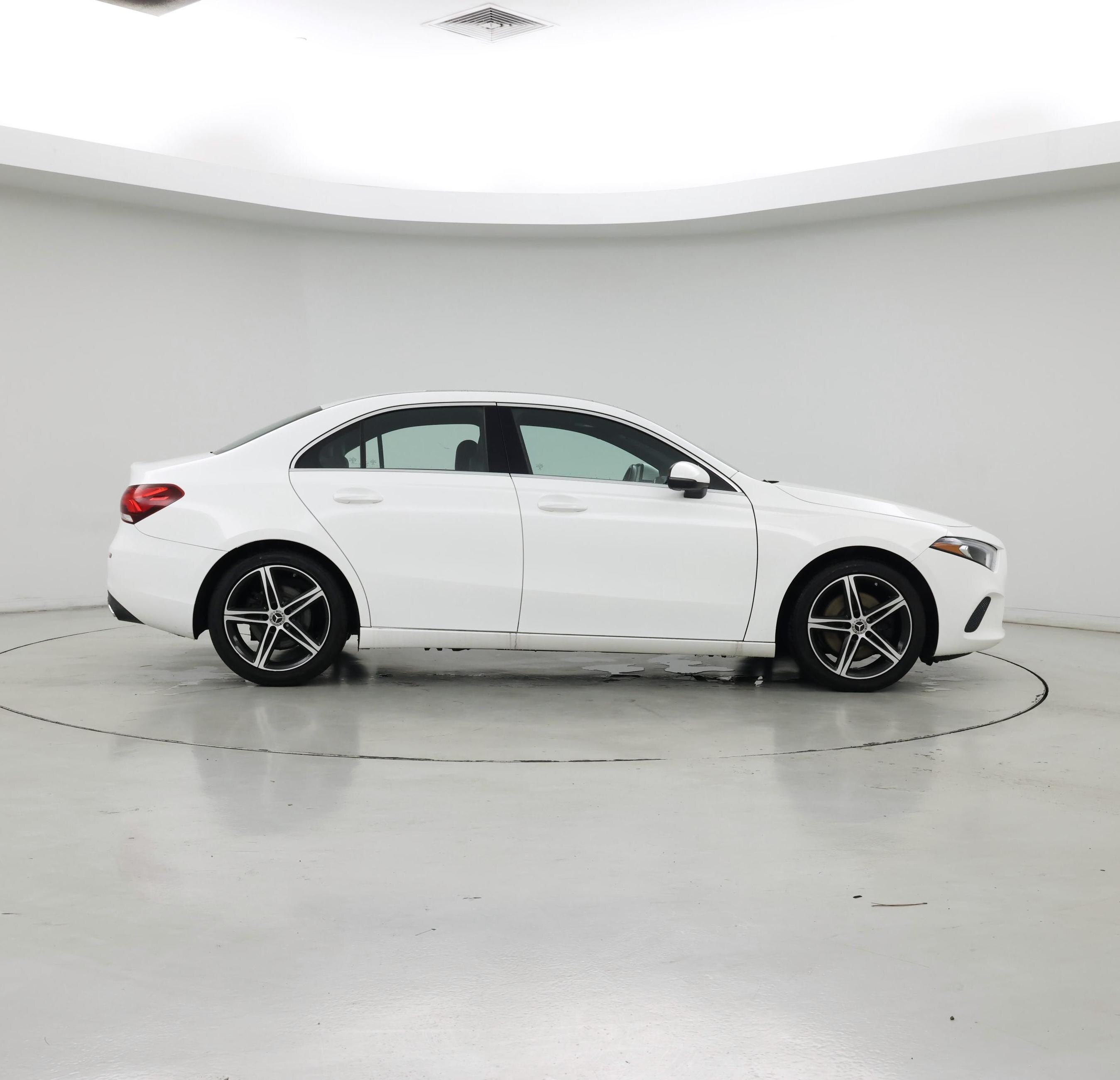 Thumbnail: 2019 Mercedes-Benz A-Class - 7