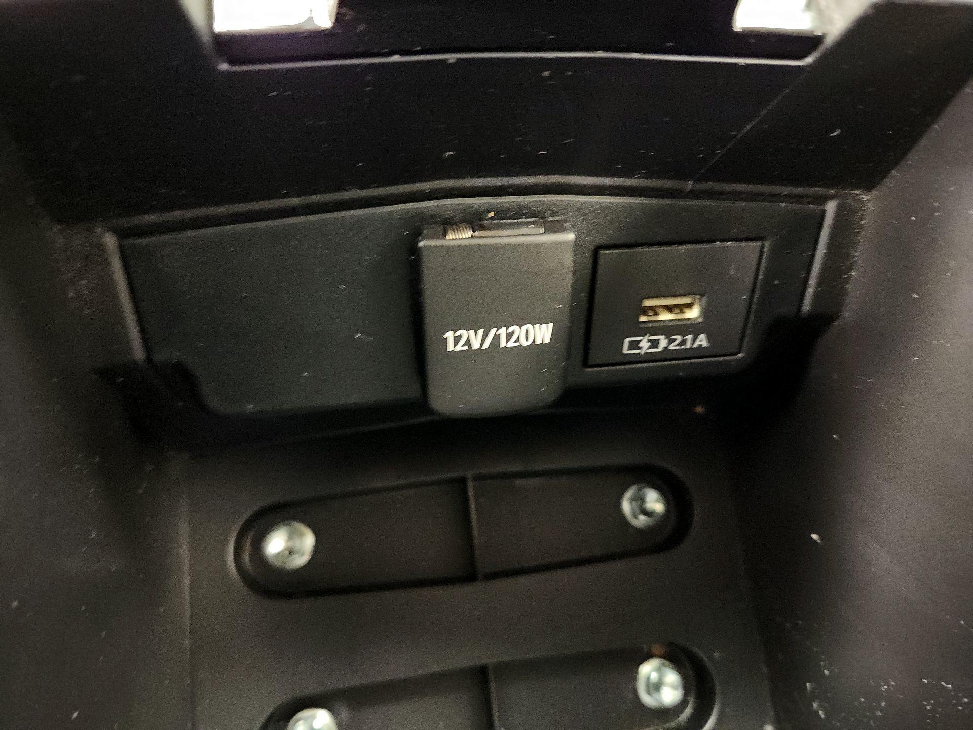 Thumbnail: 2020 Toyota Corolla - 18