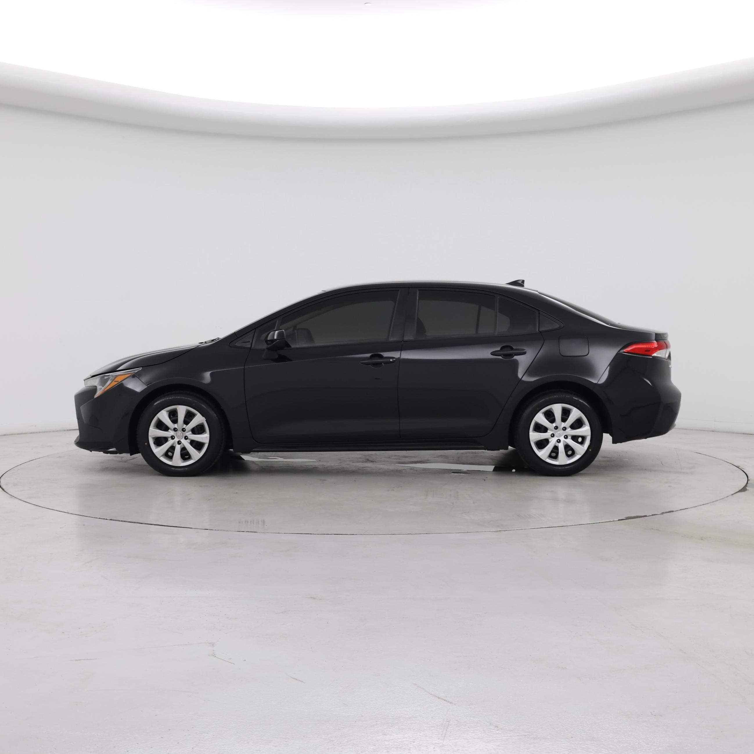 Thumbnail: 2020 Toyota Corolla - 3