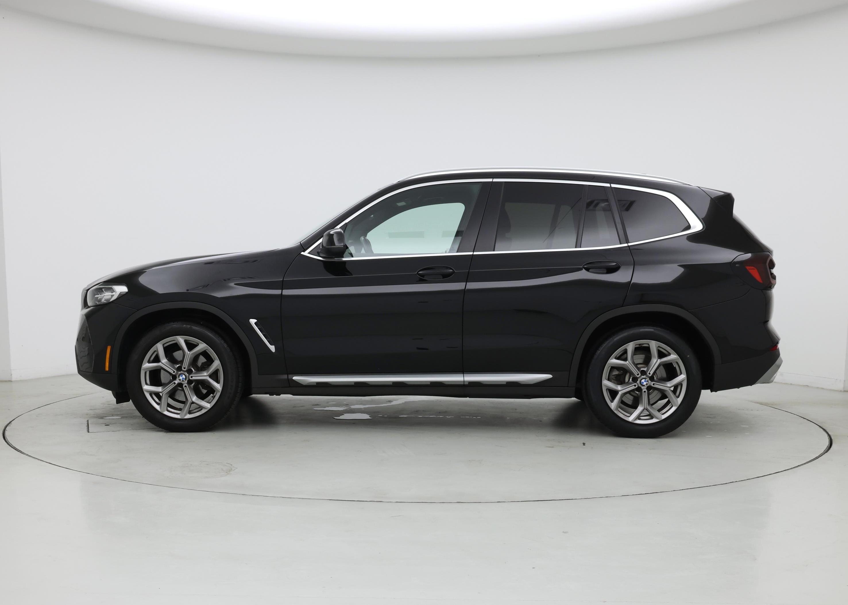 Thumbnail: 2022 BMW X3 - 3