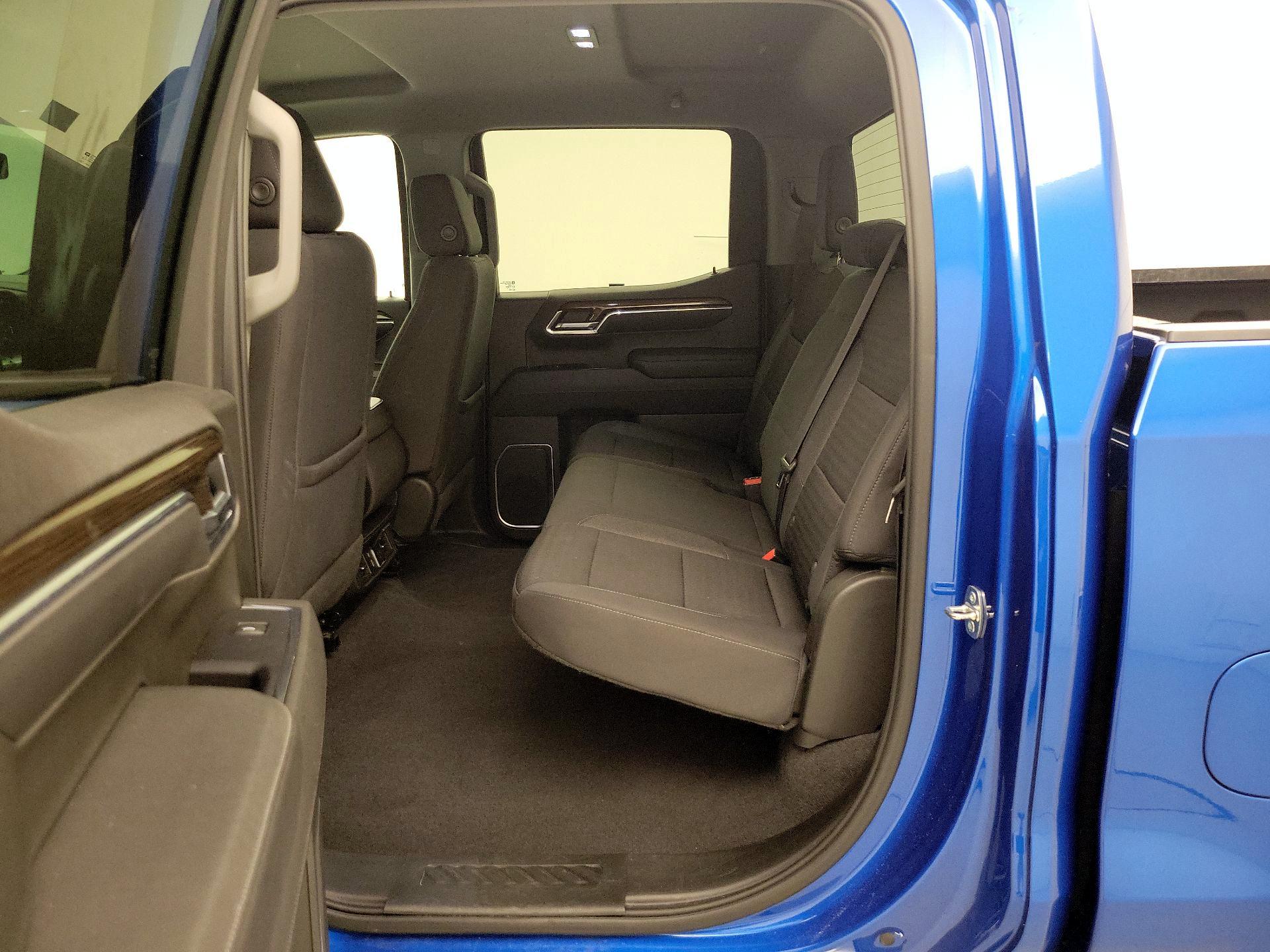 Thumbnail: 2022 Chevrolet Silverado 1500 - 19
