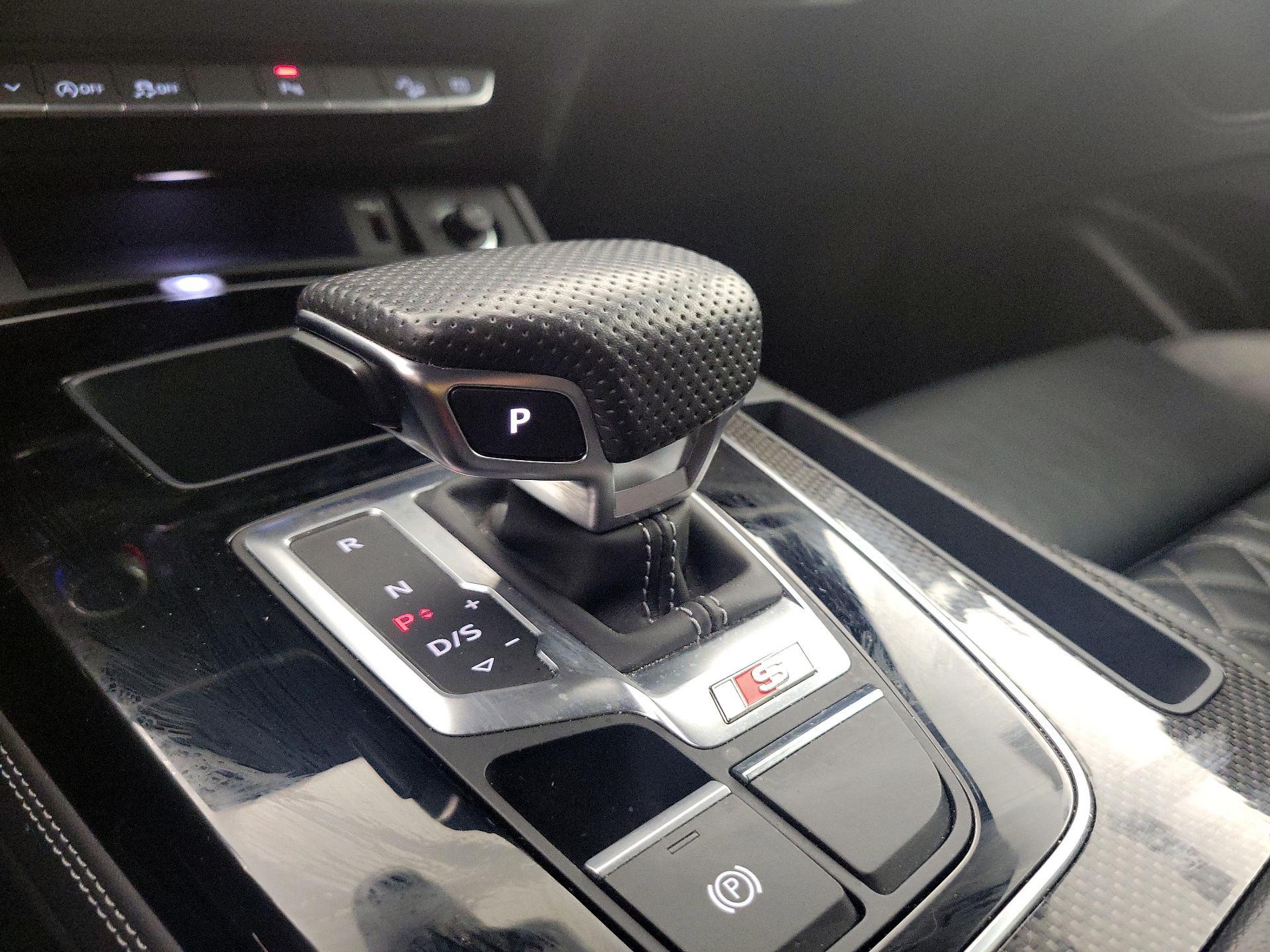 Thumbnail: 2023 Audi SQ5 - 18