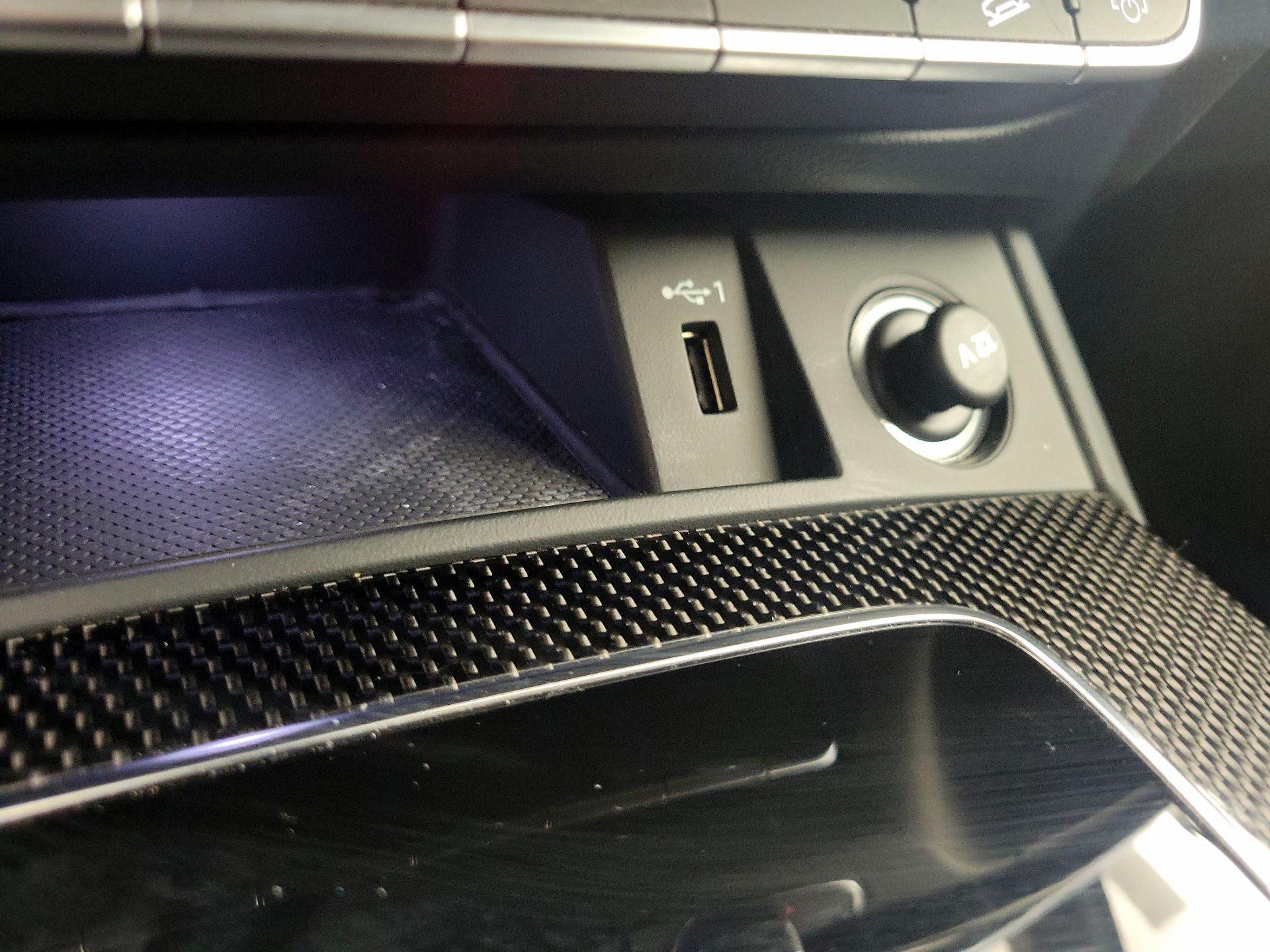 Thumbnail: 2023 Audi SQ5 - 19