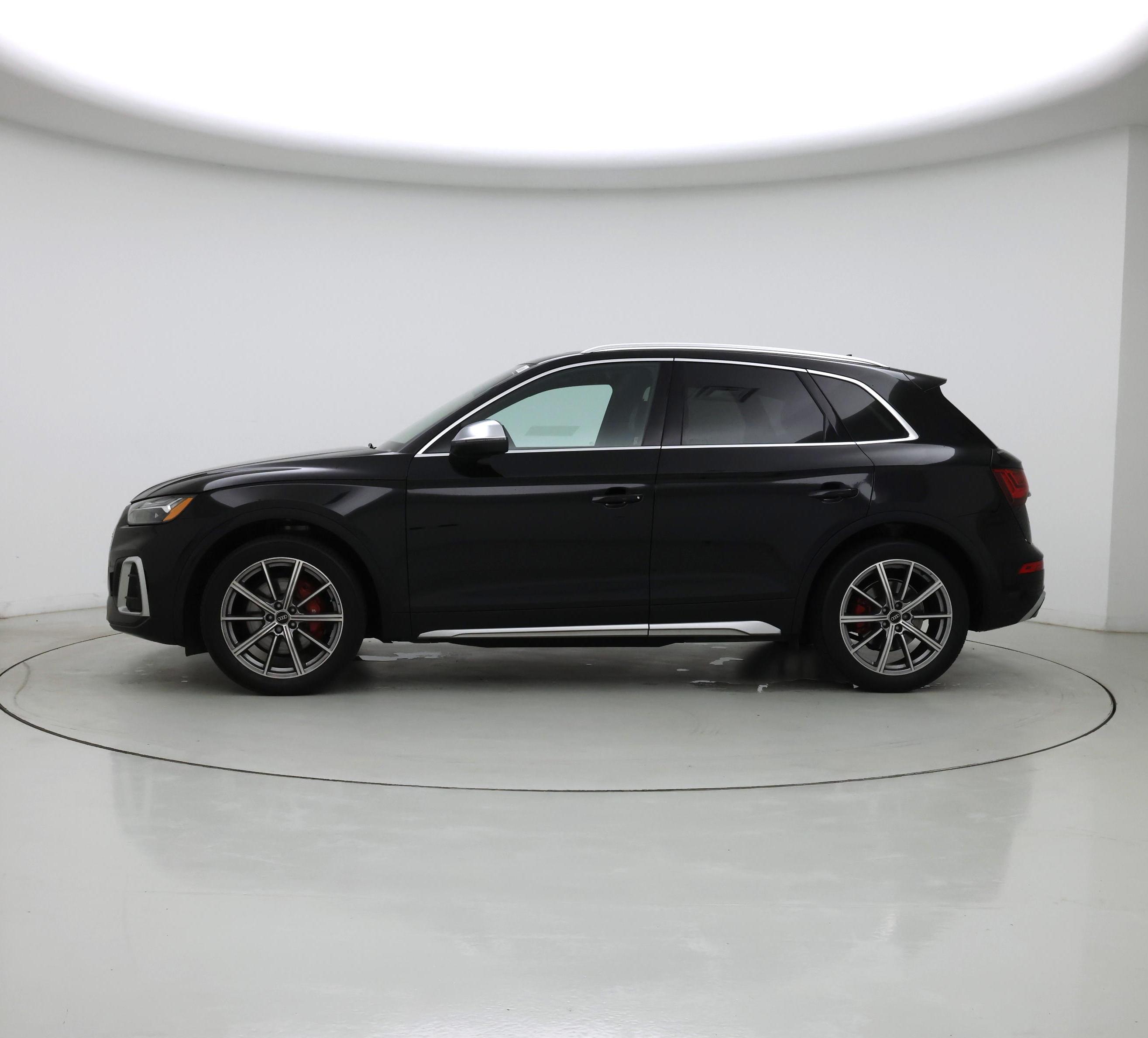 Thumbnail: 2023 Audi SQ5 - 3