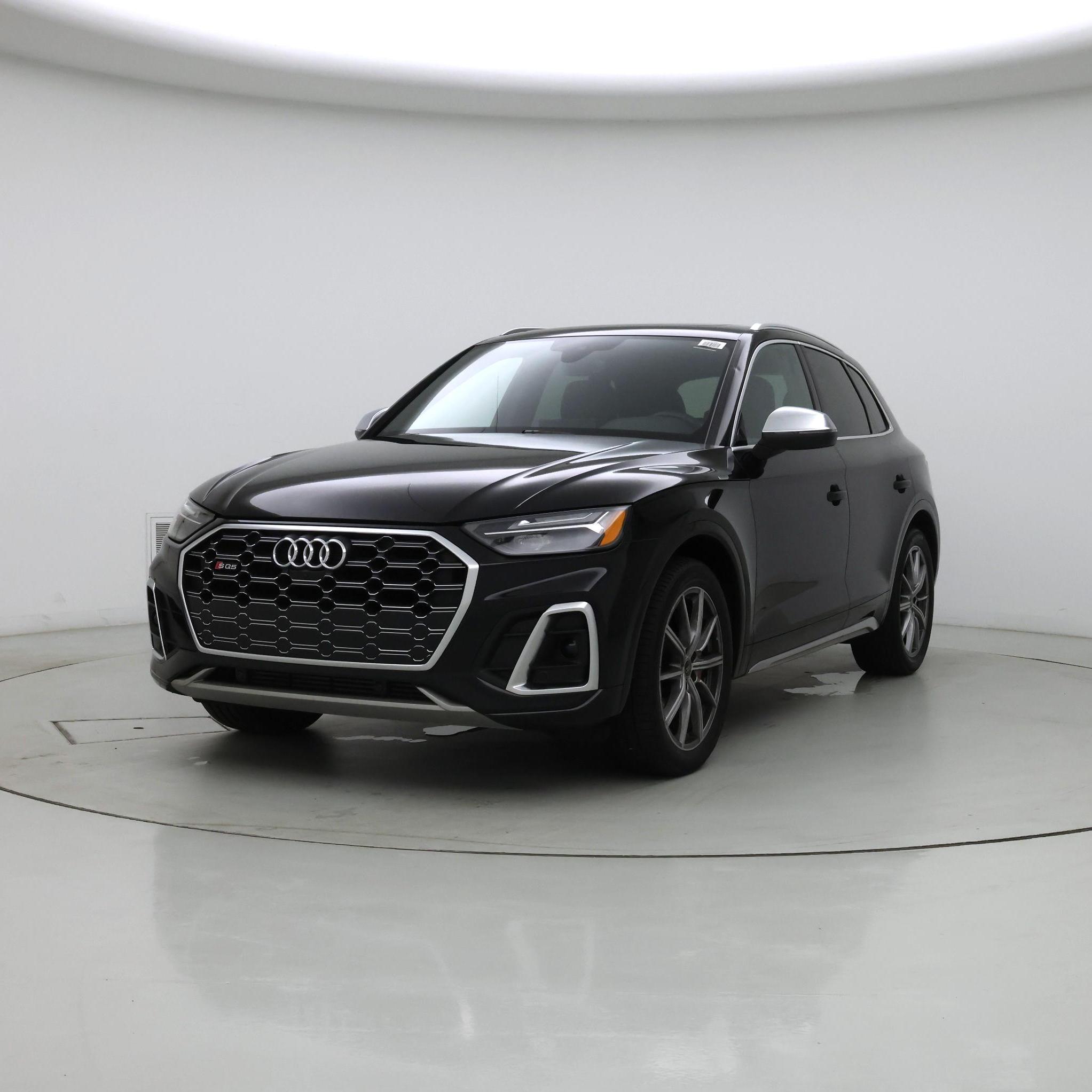 Thumbnail: 2023 Audi SQ5 - 4