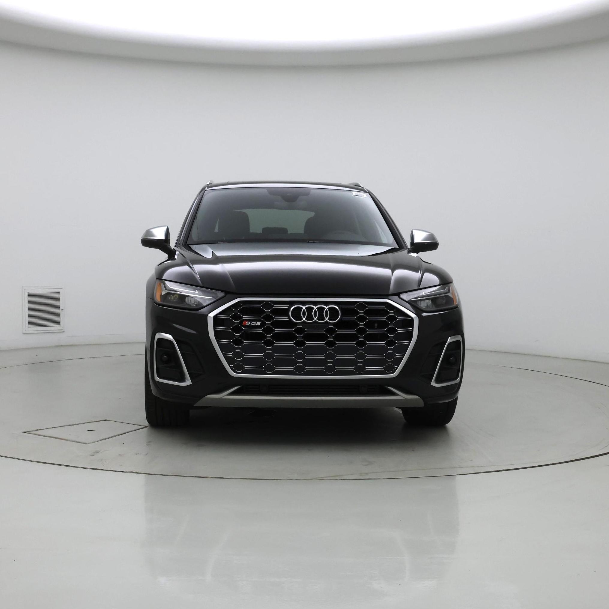 Thumbnail: 2023 Audi SQ5 - 5