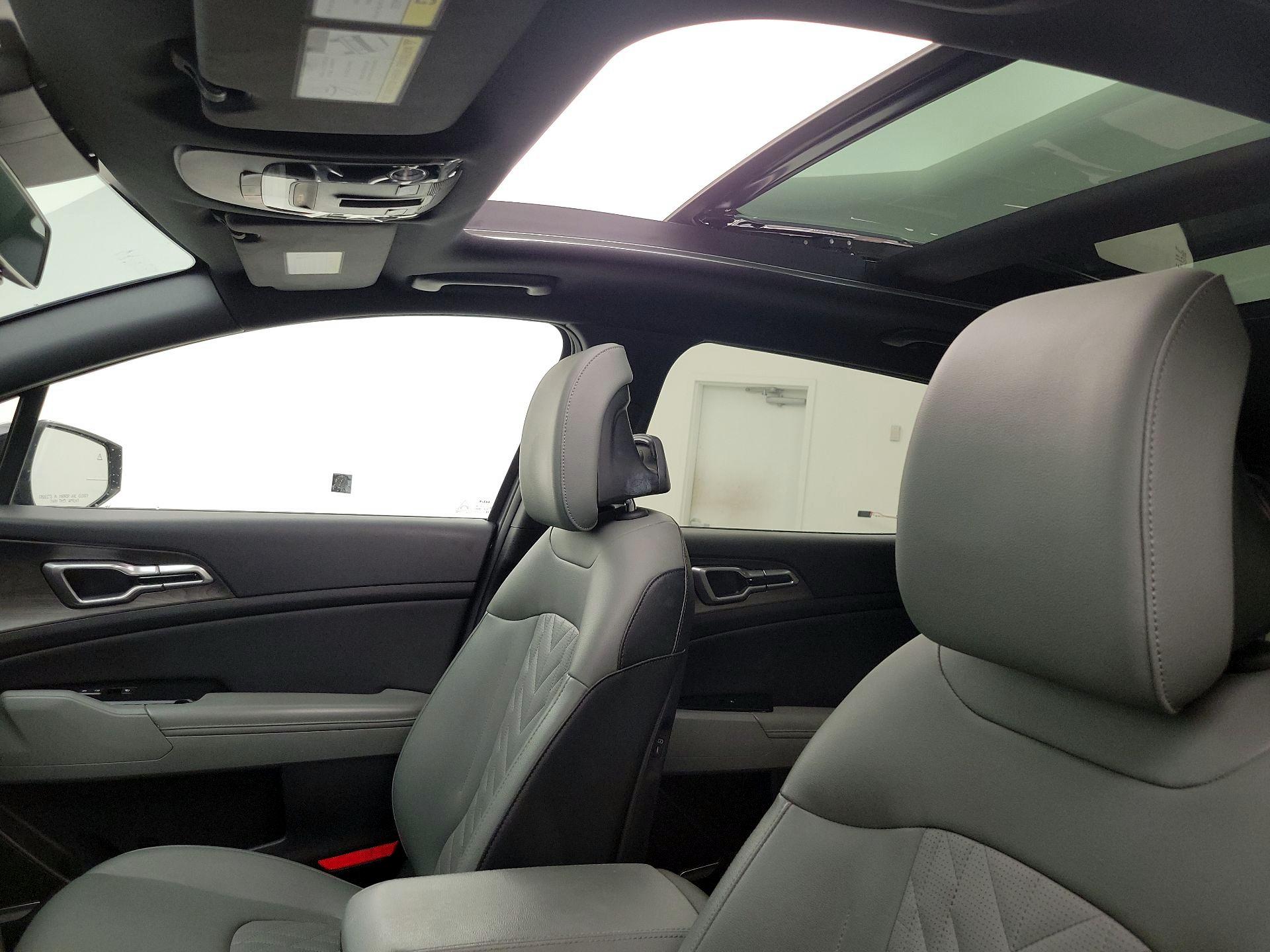 Thumbnail: 2023 Kia Sportage - 19
