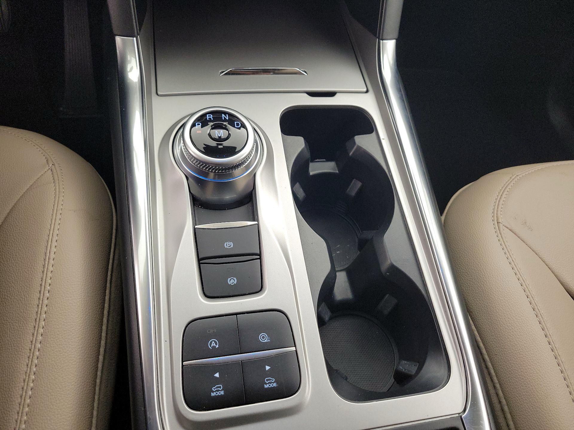 Thumbnail: 2020 Ford Explorer - 17