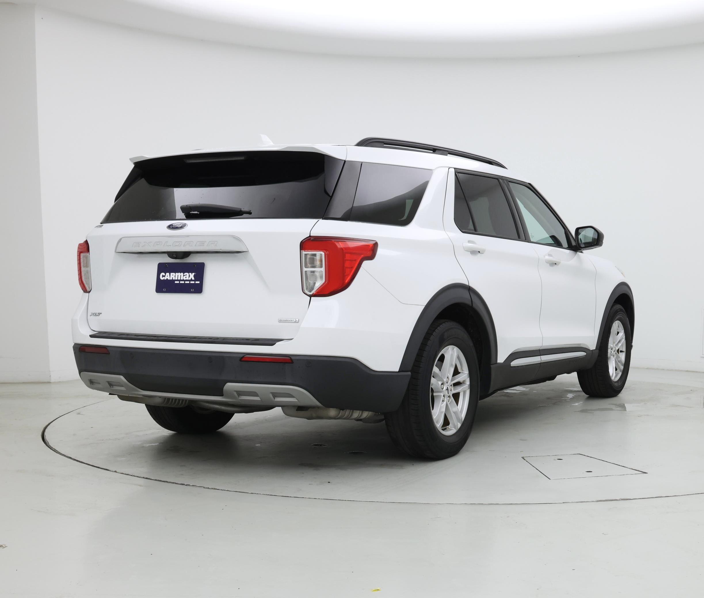 Thumbnail: 2020 Ford Explorer - 8
