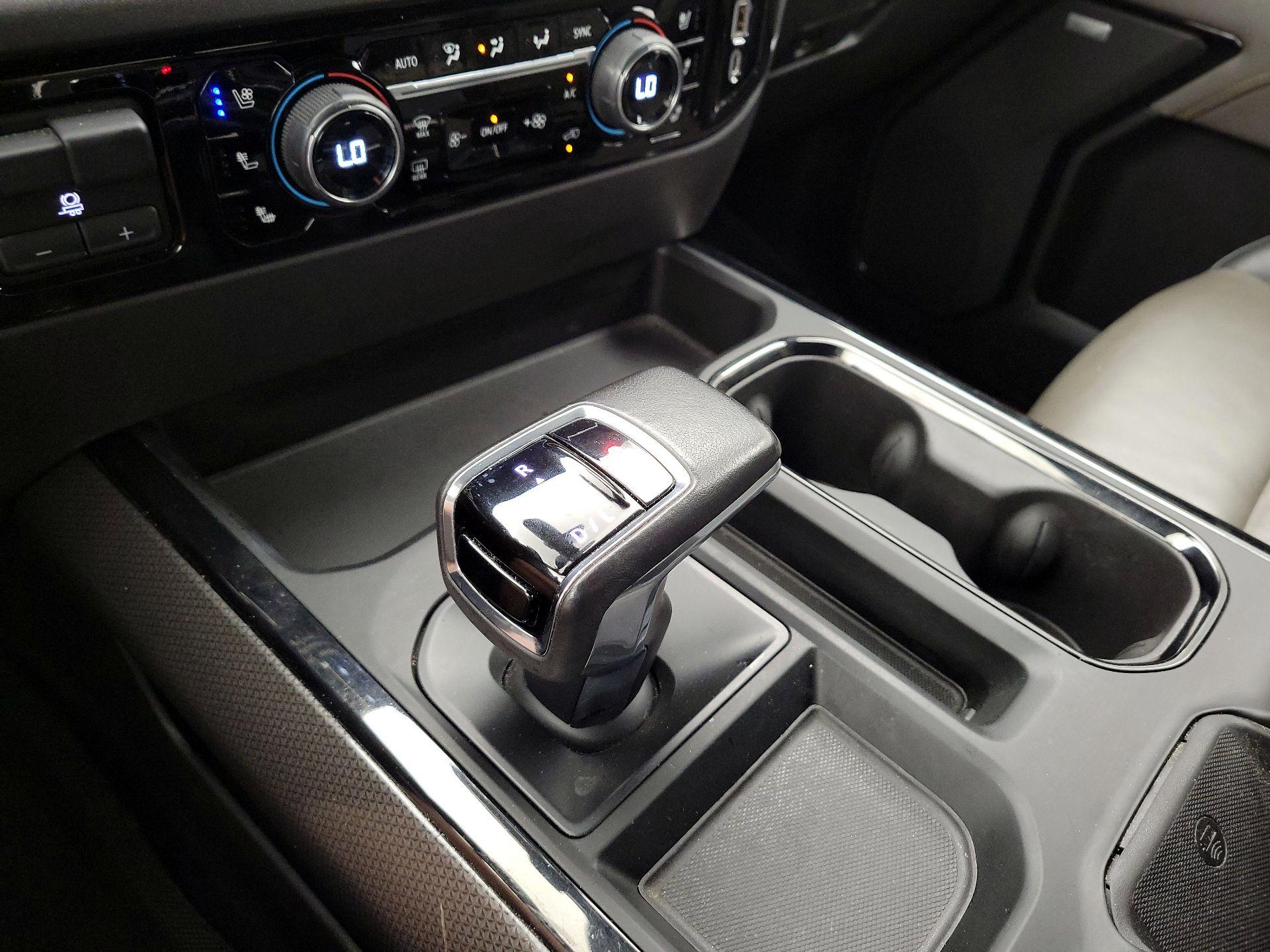 Thumbnail: 2022 Chevrolet Silverado 1500 - 17