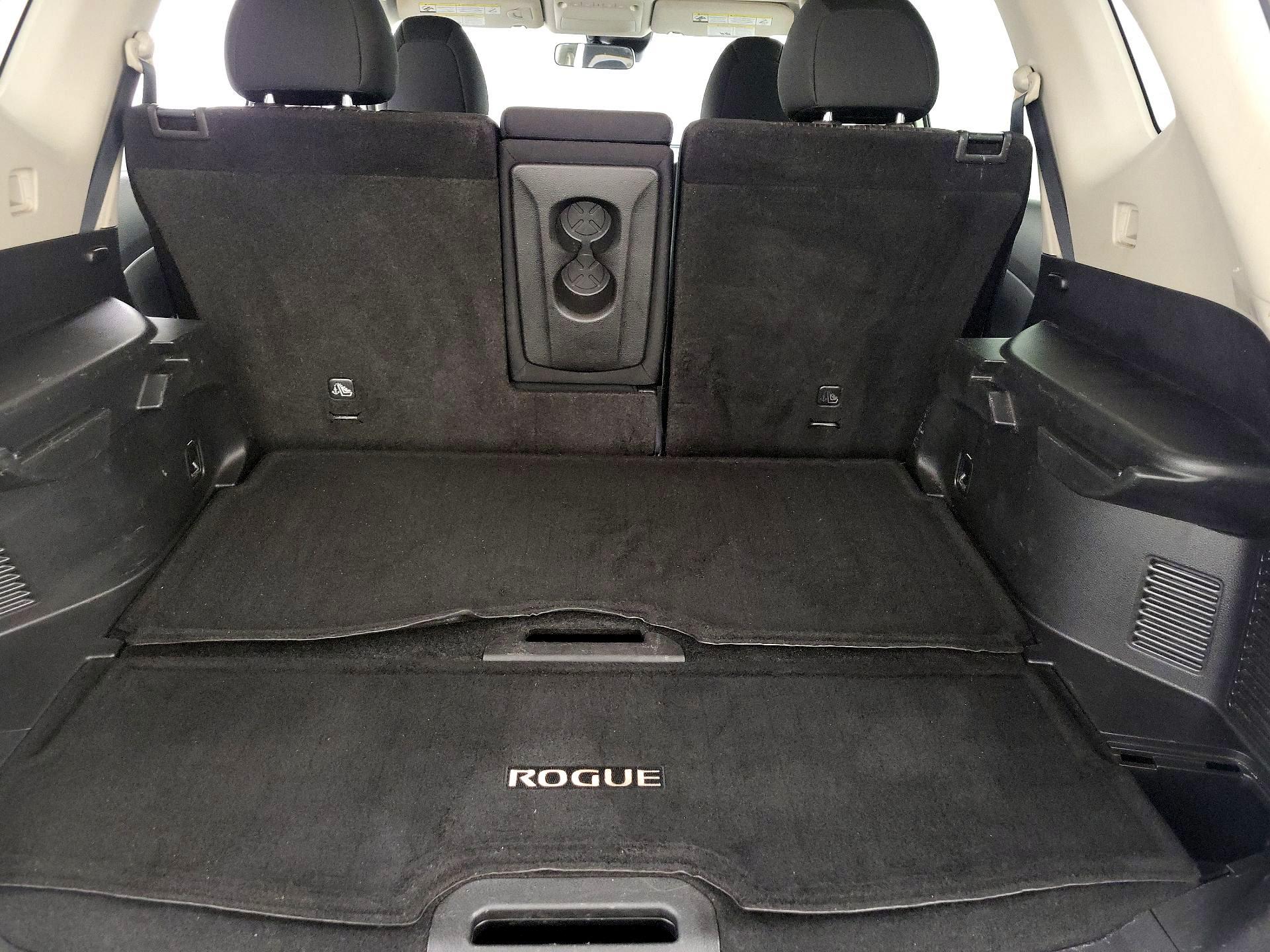 Thumbnail: 2019 Nissan Rogue - 20