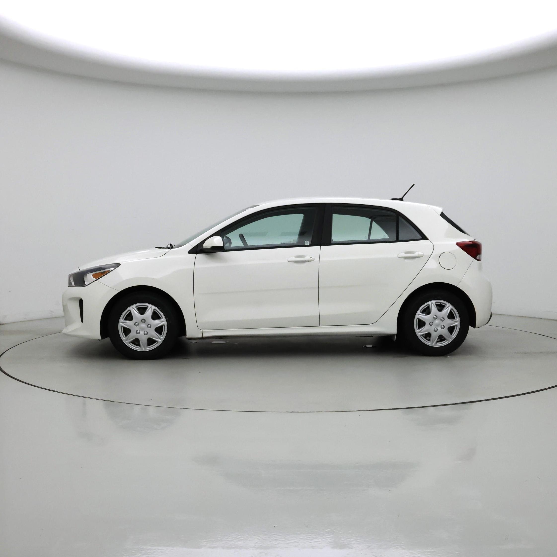 Thumbnail: 2018 Kia Rio5 - 3