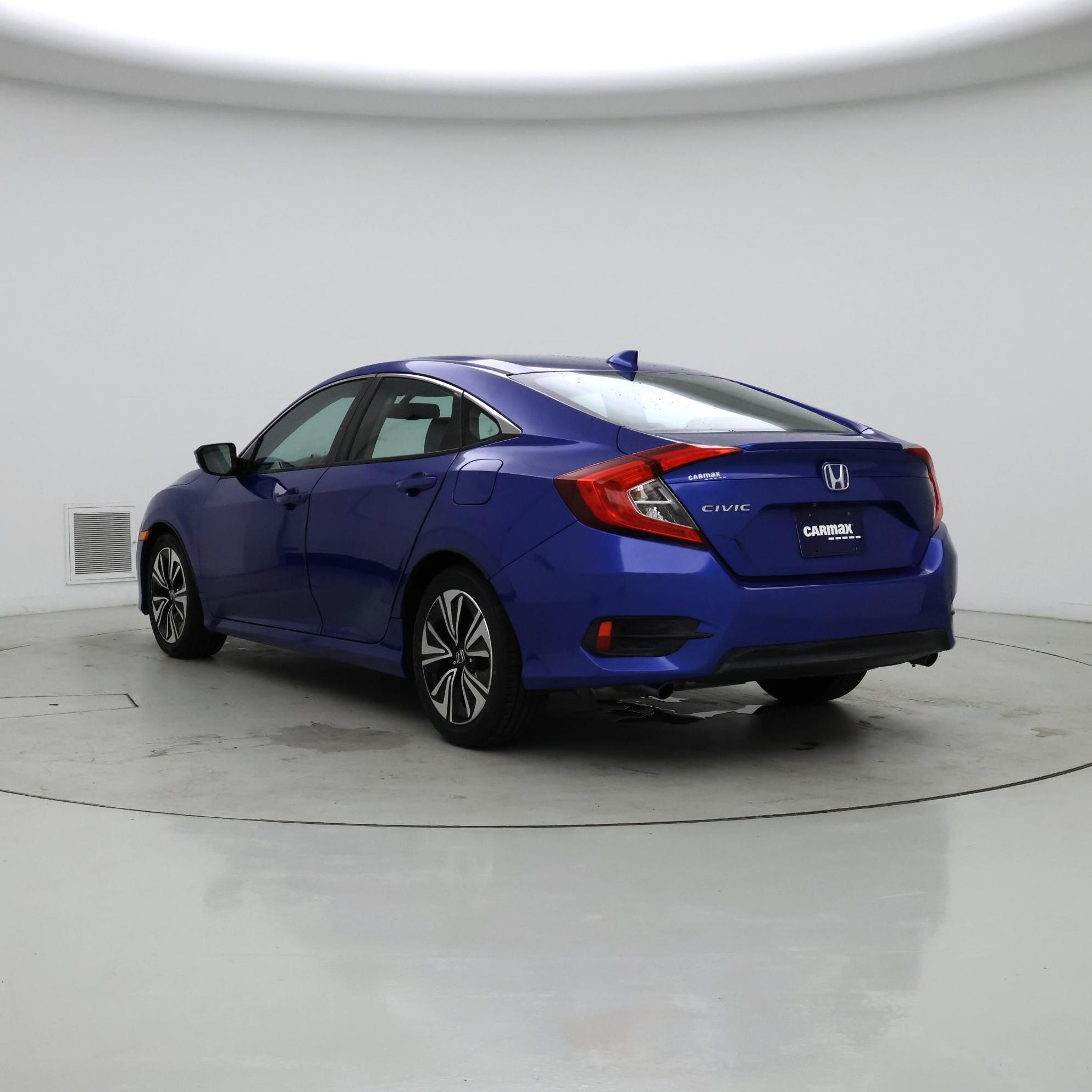 Thumbnail: 2017 Honda Civic - 2