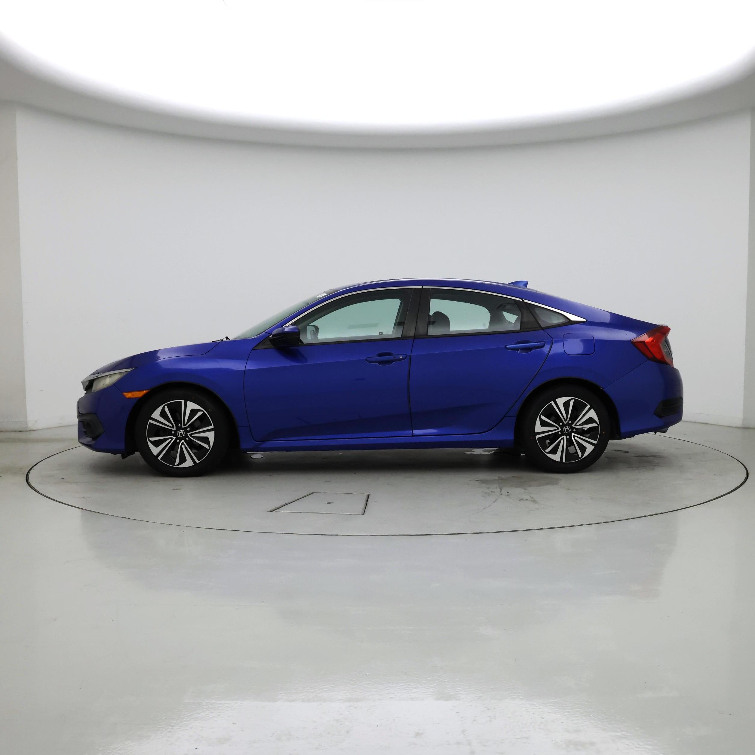 Thumbnail: 2017 Honda Civic - 3