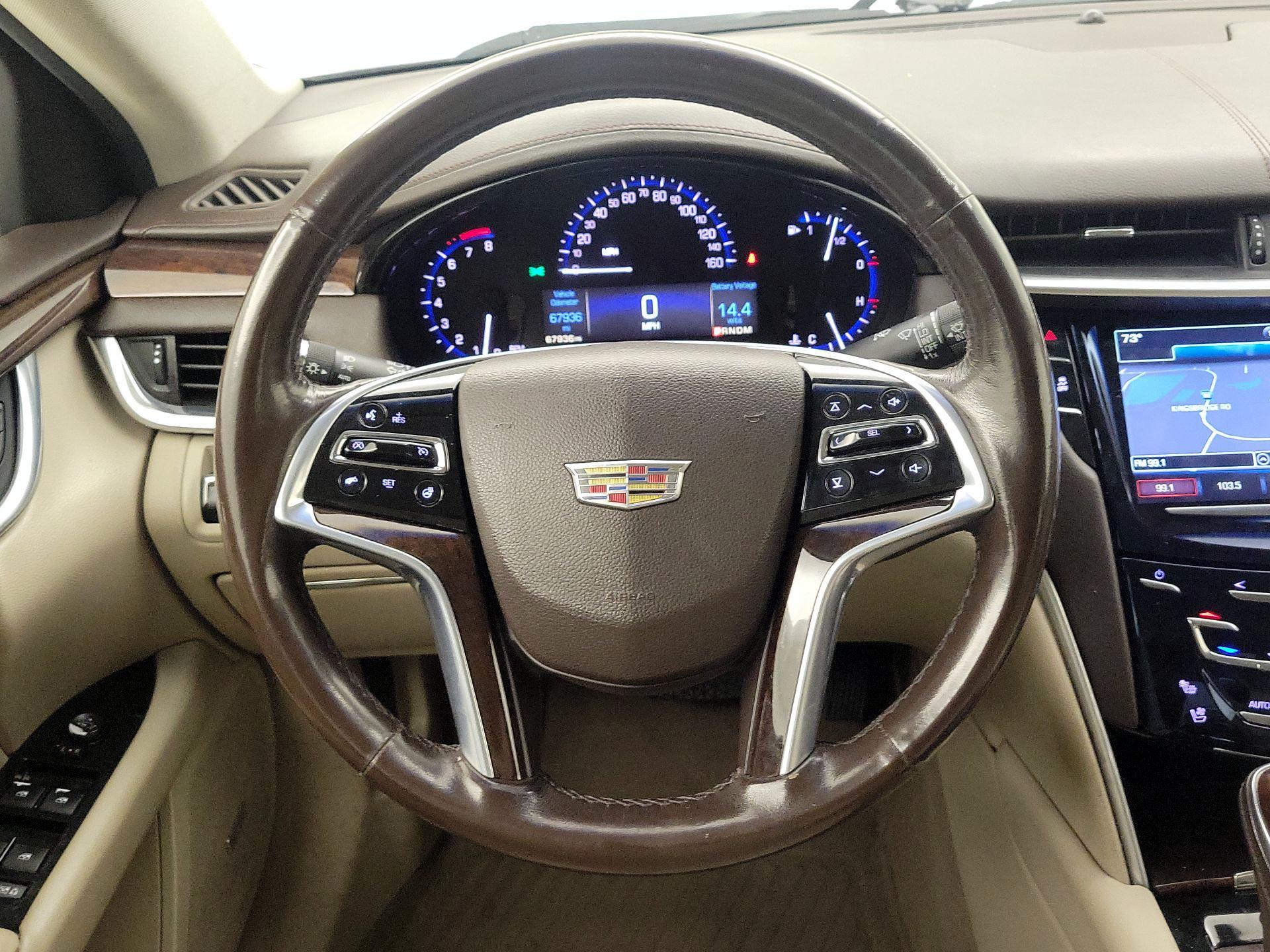 Thumbnail: 2016 Cadillac XTS - 10