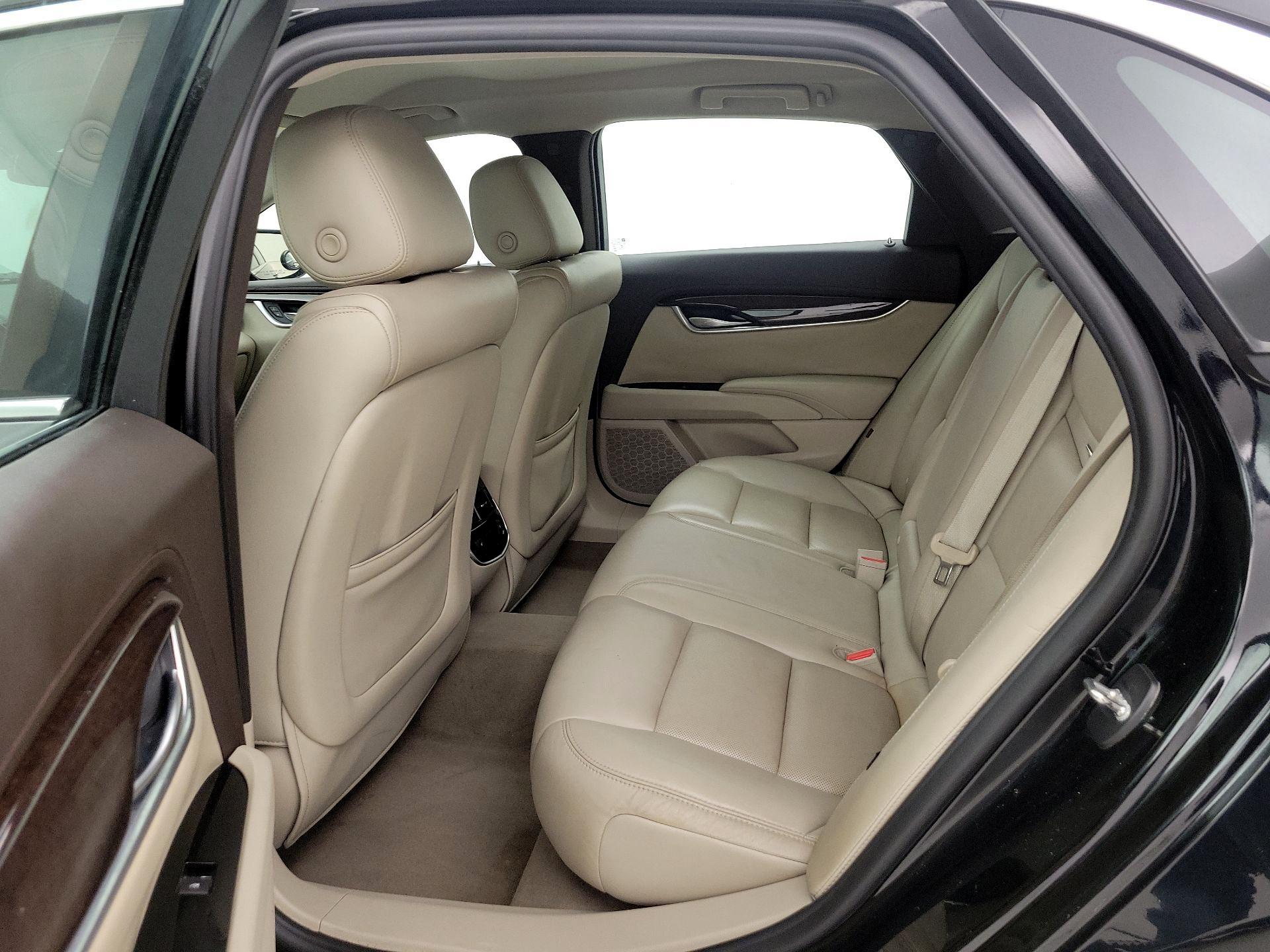 Thumbnail: 2016 Cadillac XTS - 20