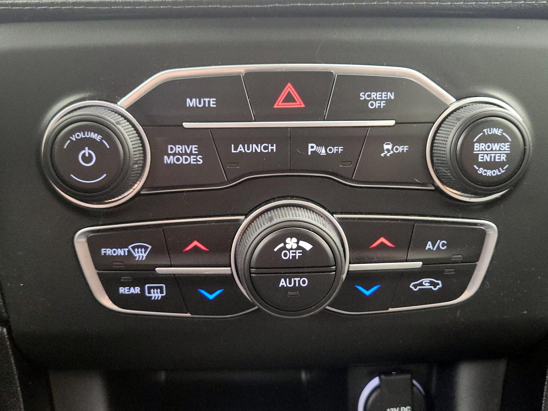 Thumbnail: 2019 Dodge Charger - 16