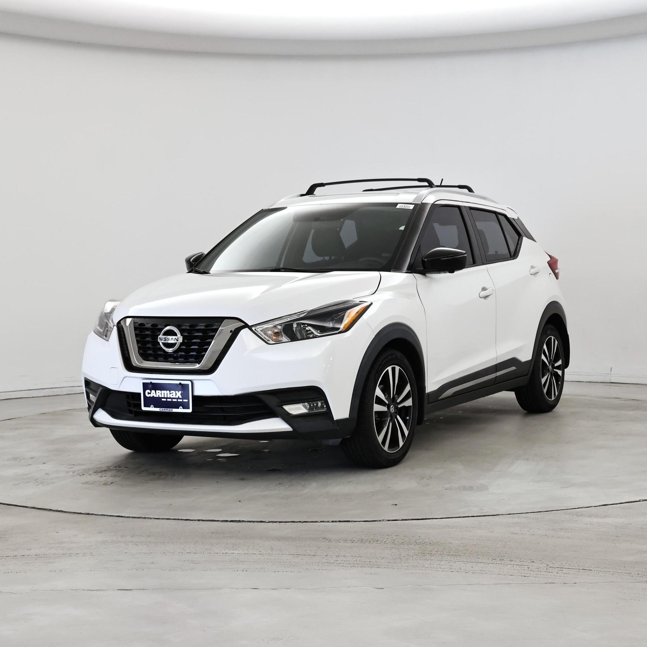 Thumbnail: 2019 Nissan Kicks - 4