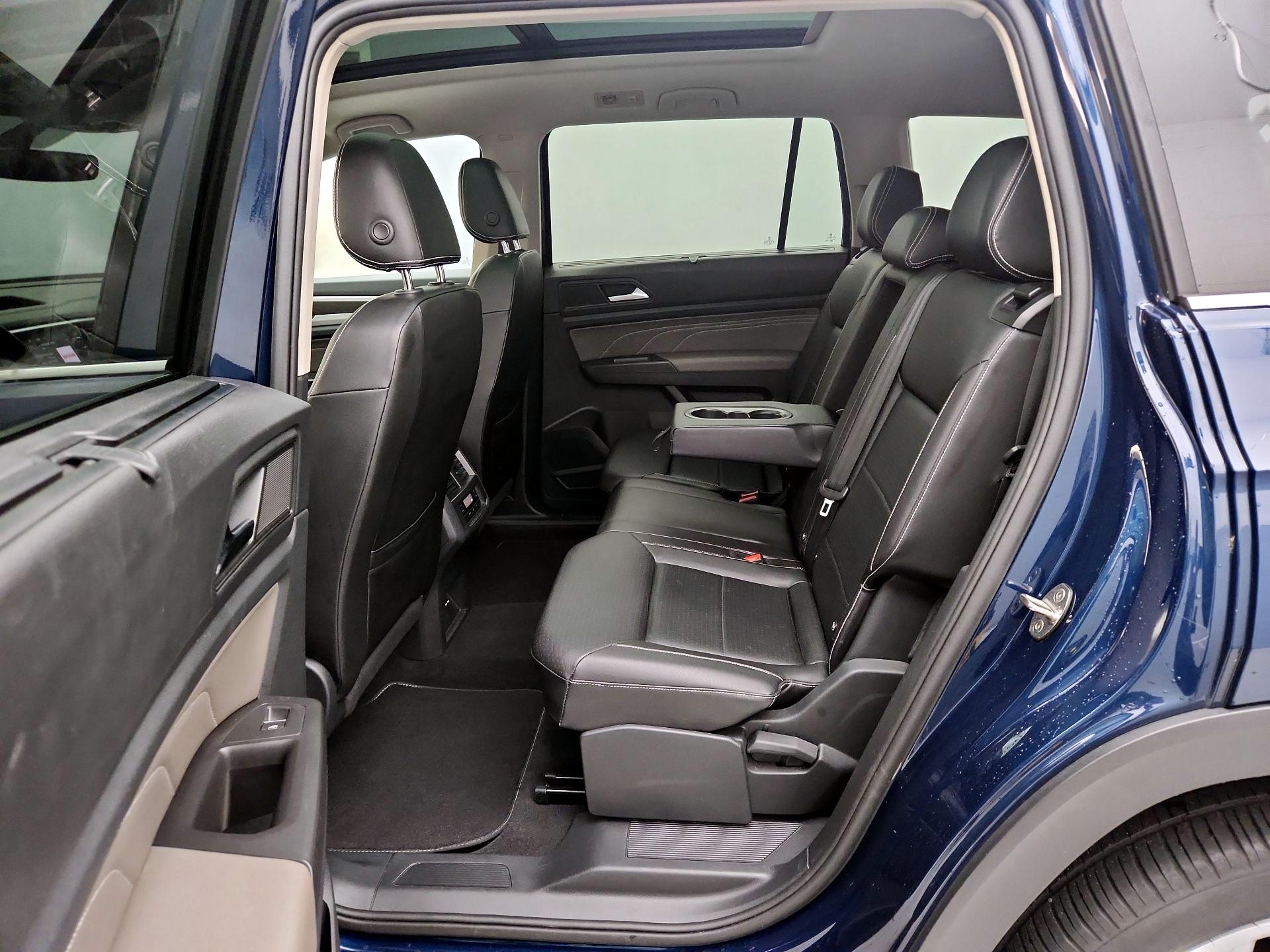 Thumbnail: 2023 Volkswagen Atlas - 20