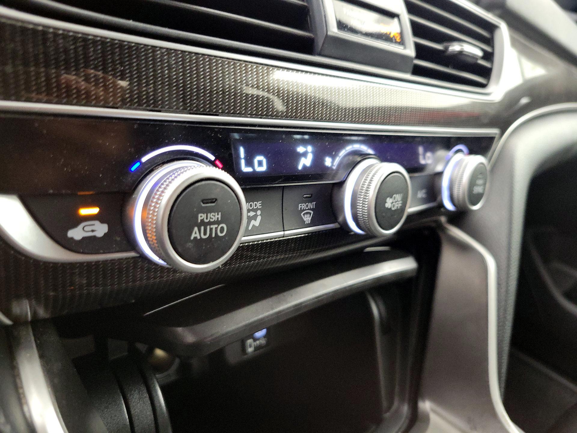 Thumbnail: 2020 Honda Accord - 16