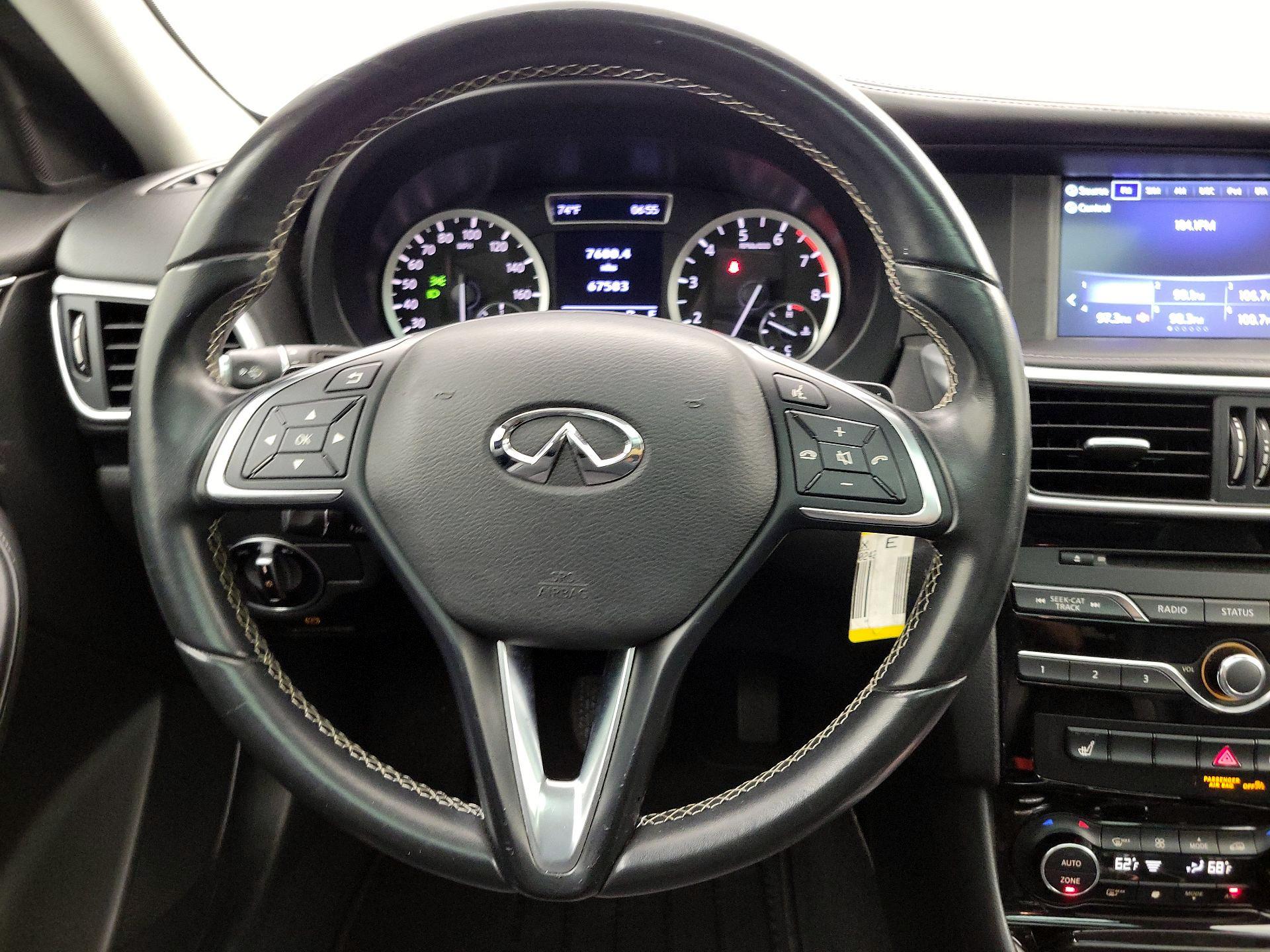 Thumbnail: 2018 INFINITI QX30 - 10