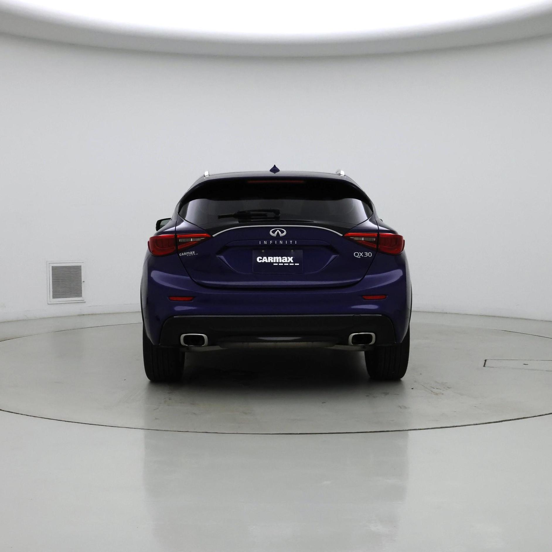 Thumbnail: 2018 INFINITI QX30 - 6