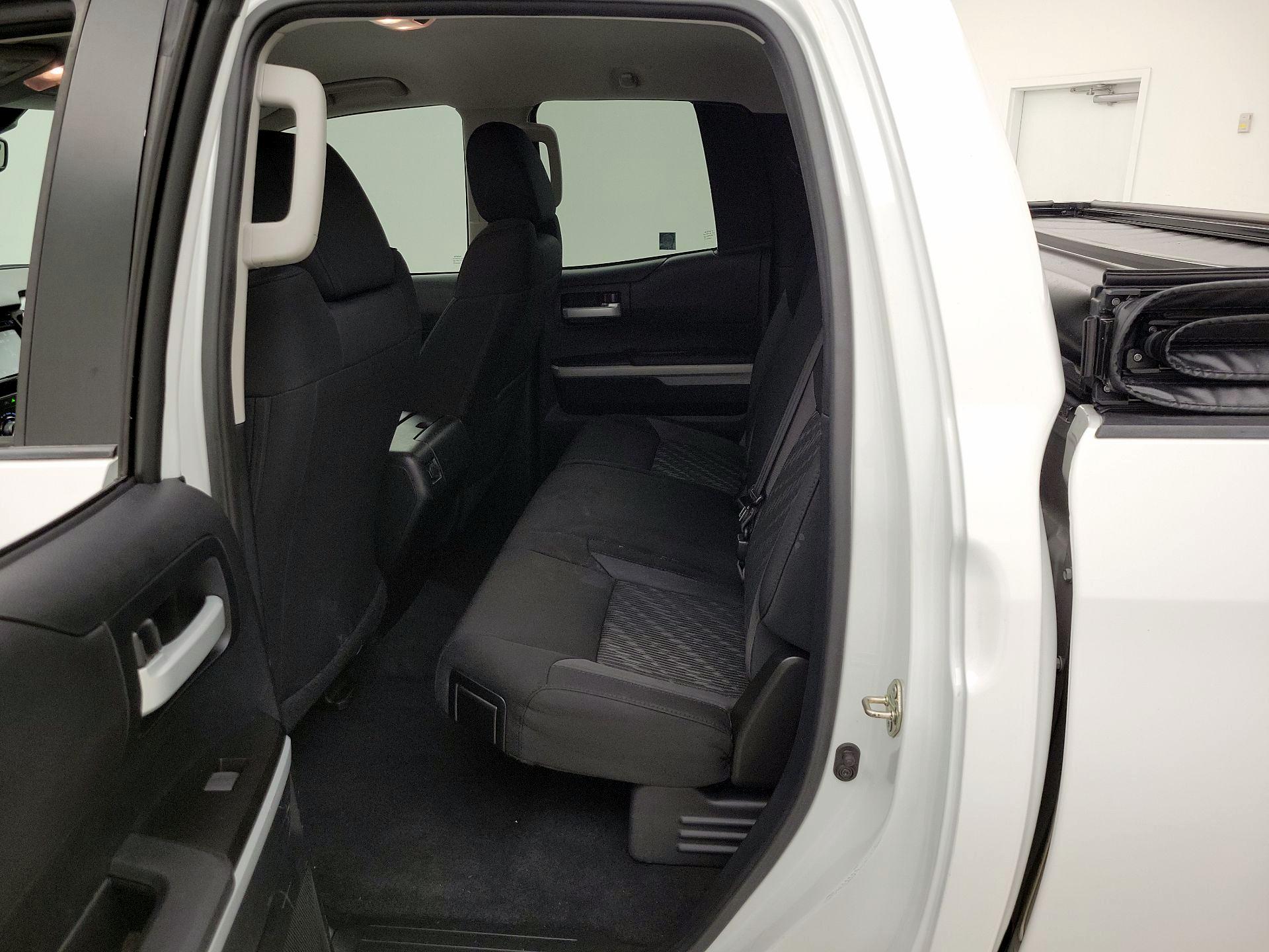Thumbnail: 2018 Toyota Tundra - 19