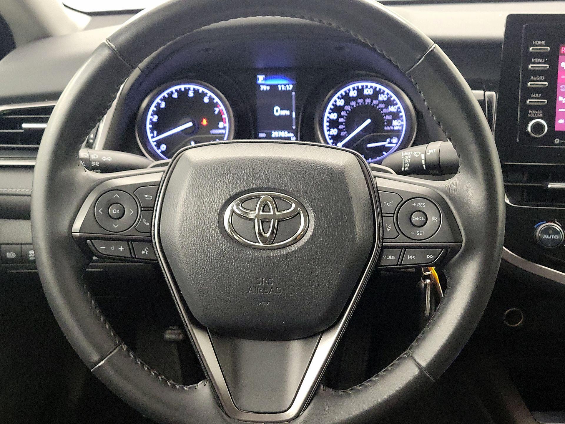 Thumbnail: 2021 Toyota Camry - 10