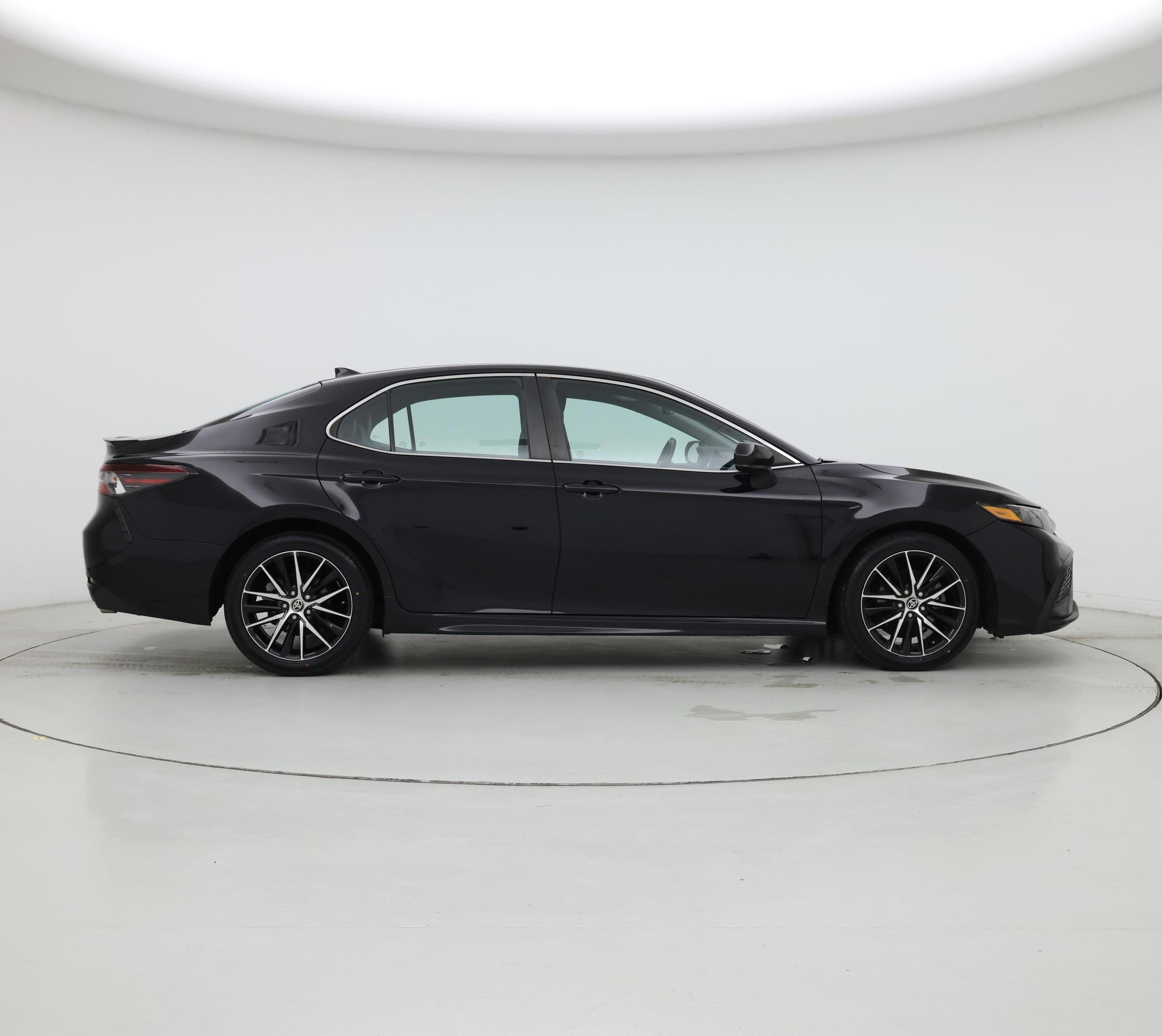 Thumbnail: 2021 Toyota Camry - 7