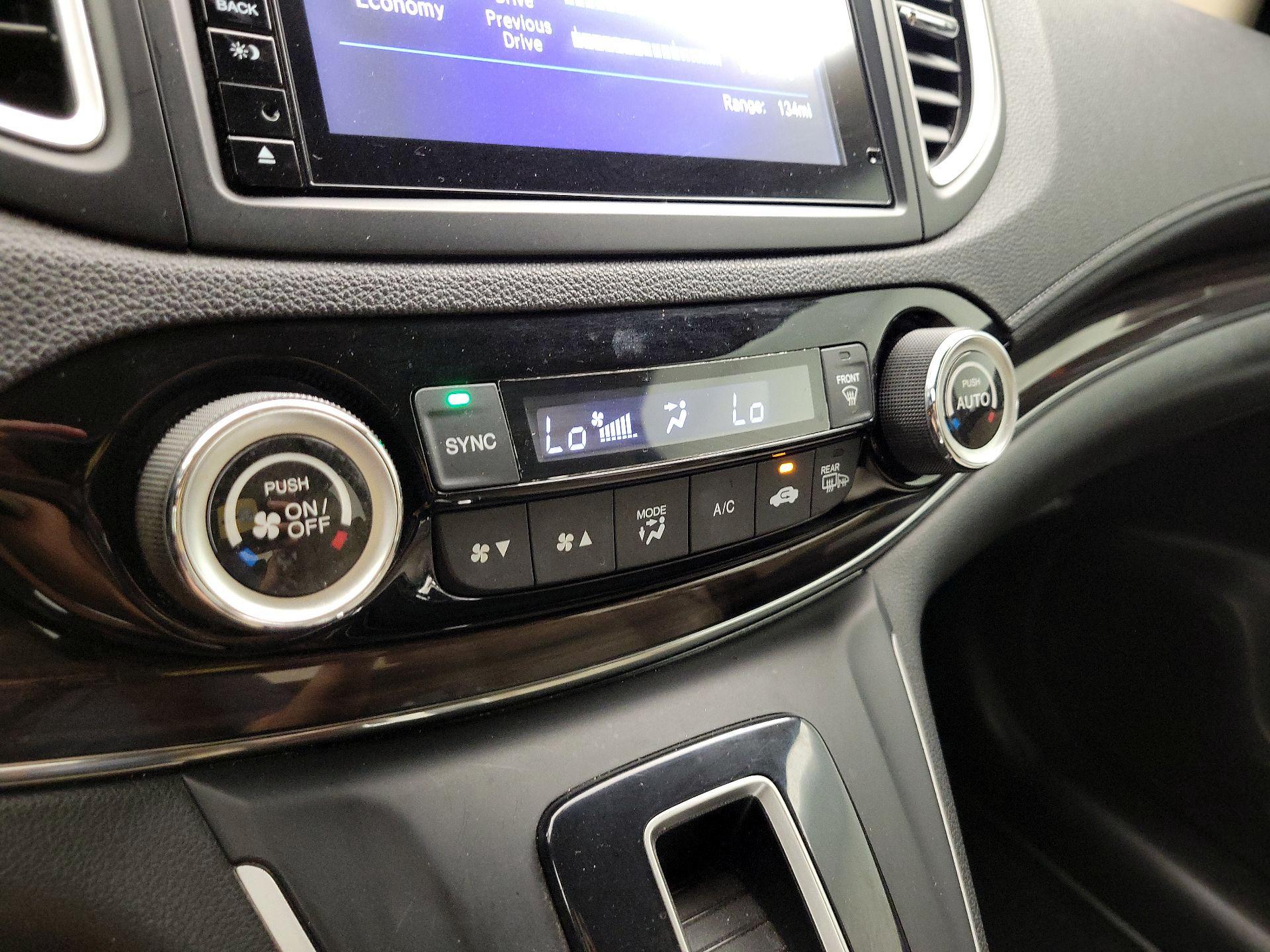 Thumbnail: 2015 Honda CR-V - 17