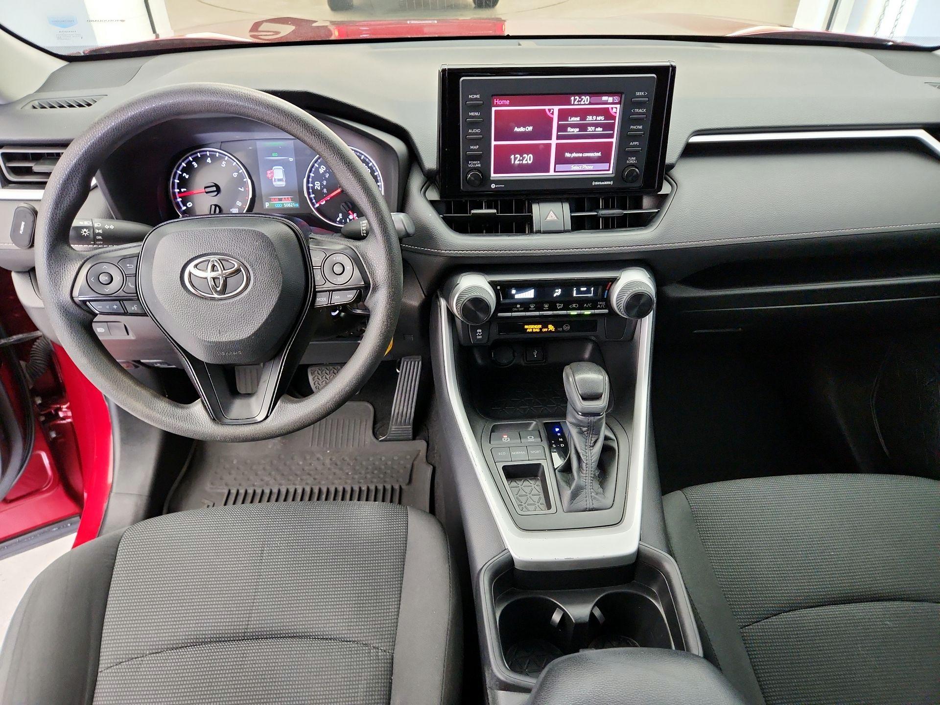 Thumbnail: 2021 Toyota RAV4 - 9