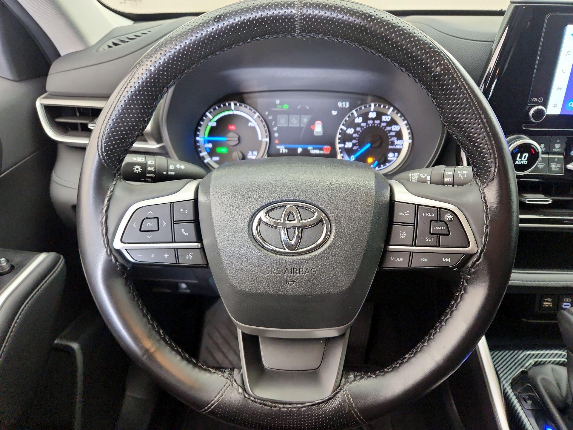 Thumbnail: 2024 Toyota Highlander - 10