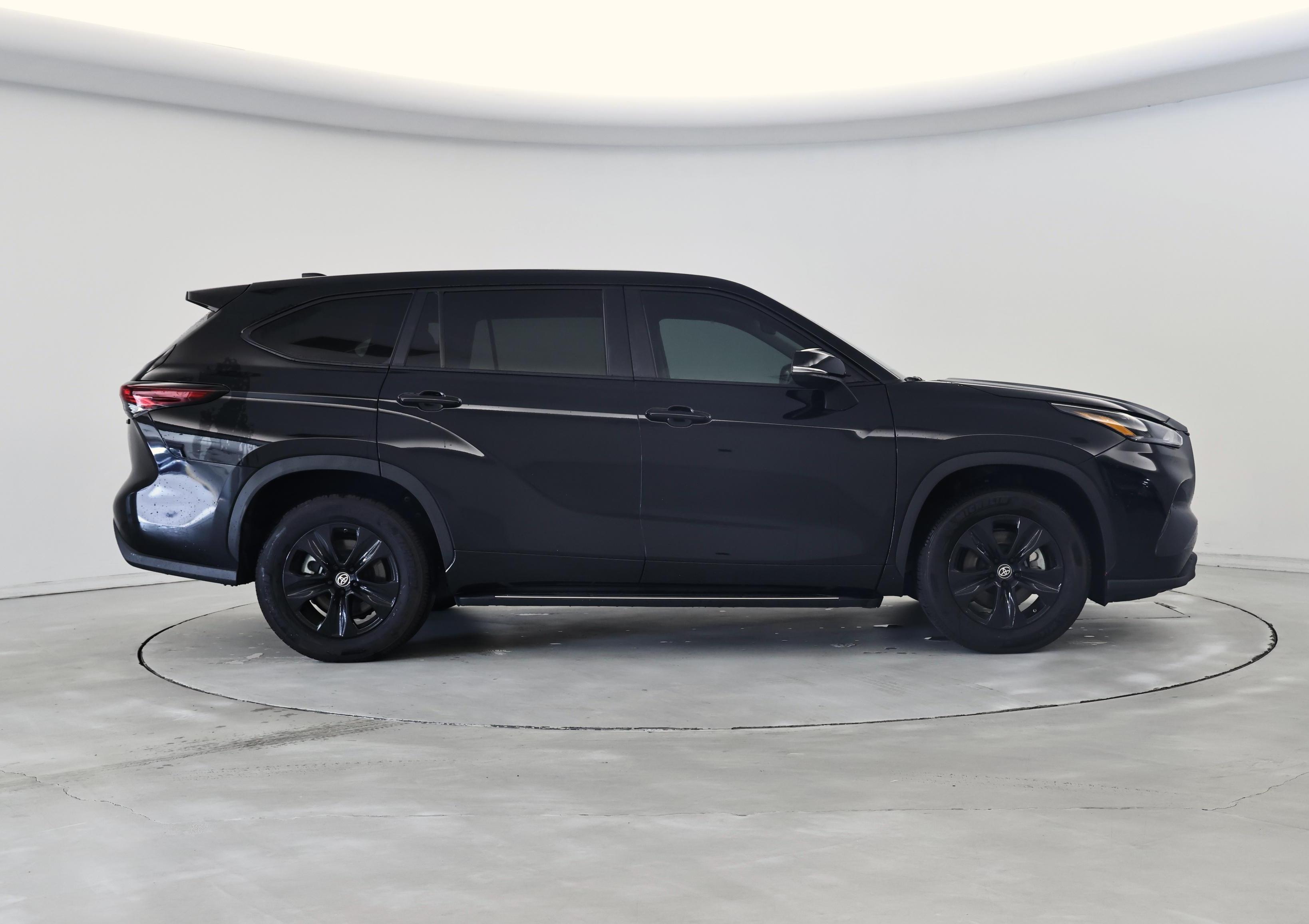 Thumbnail: 2024 Toyota Highlander - 7