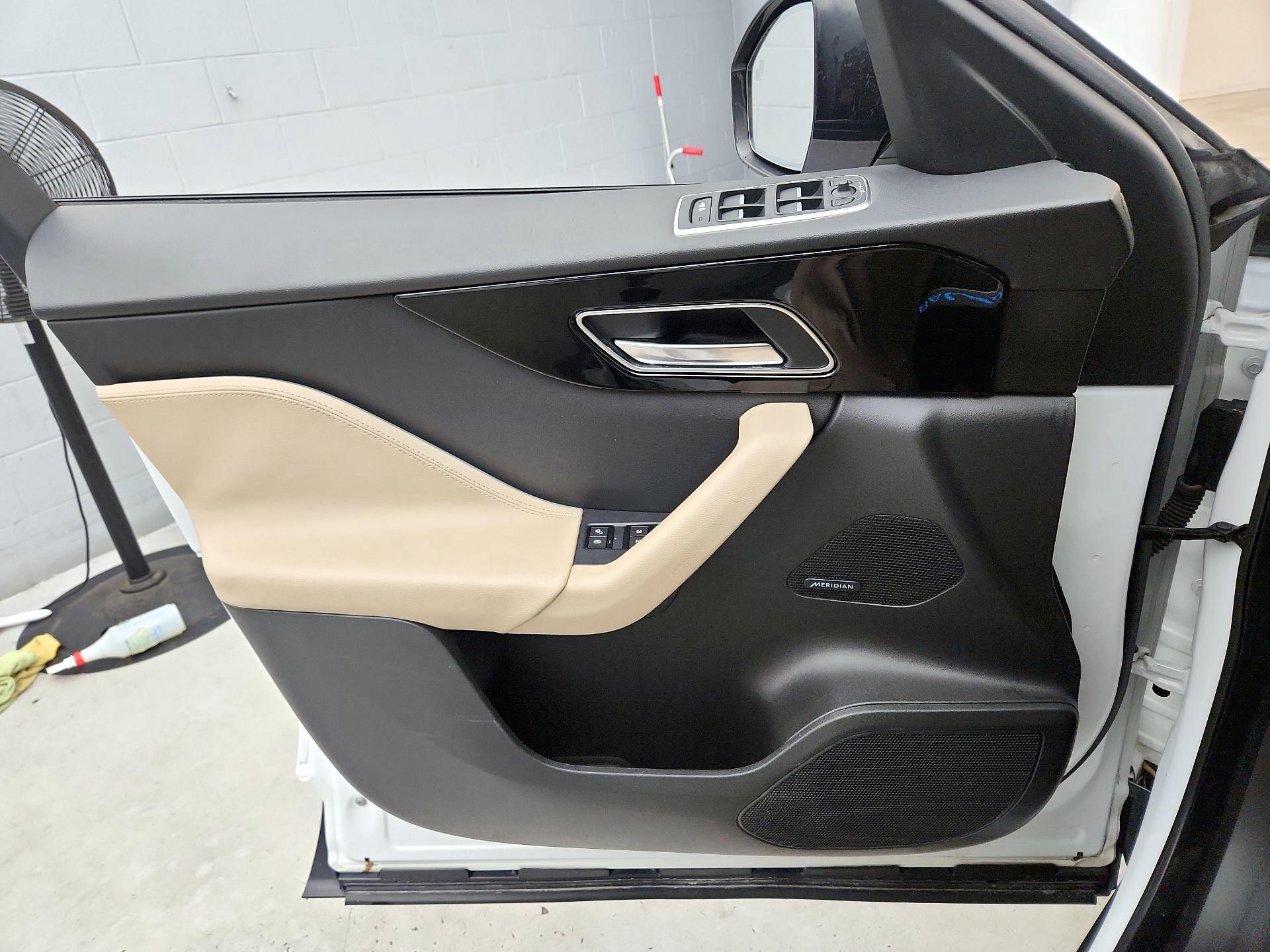 Thumbnail: 2020 Jaguar F-Pace - 12
