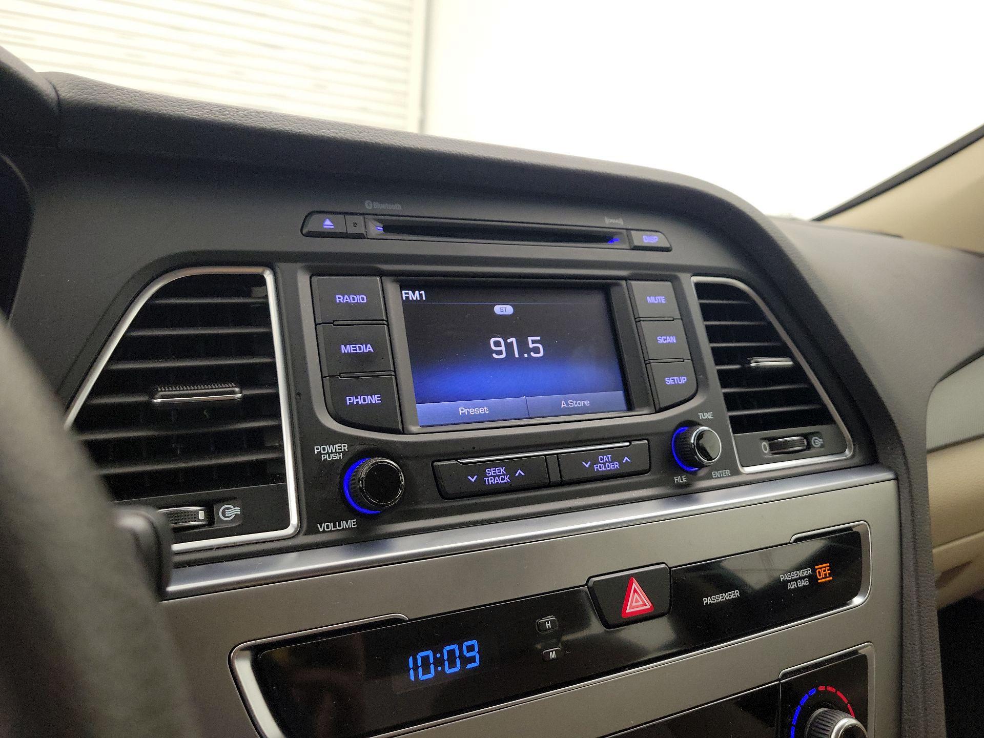 Thumbnail: 2015 Hyundai Sonata - 15