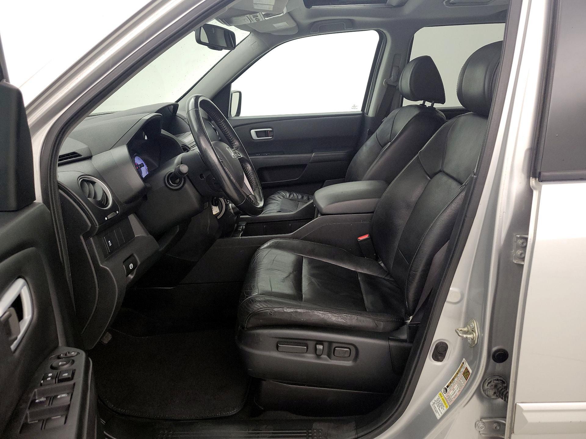 Thumbnail: 2014 Honda Pilot - 11