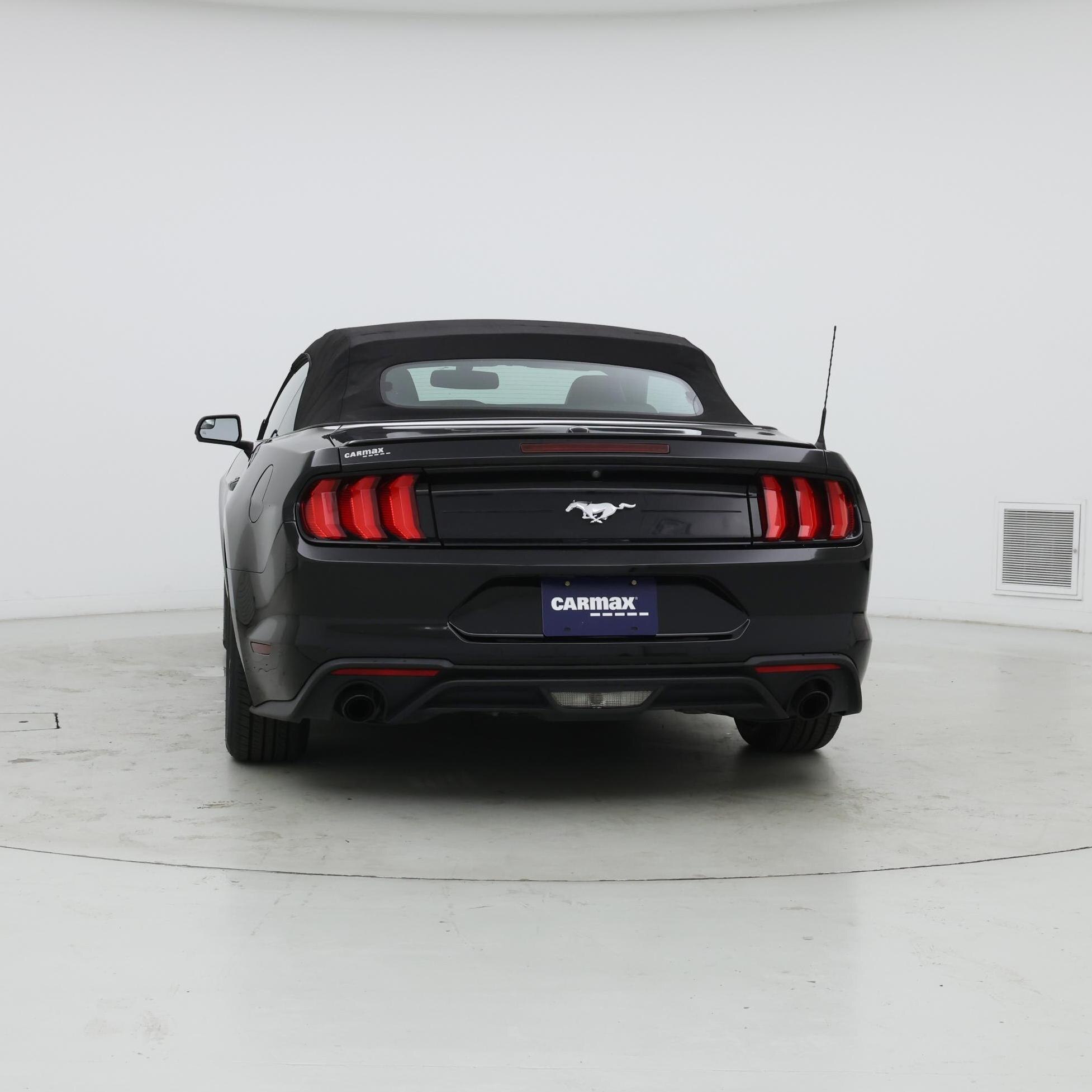 Thumbnail: 2018 Ford Mustang - 6