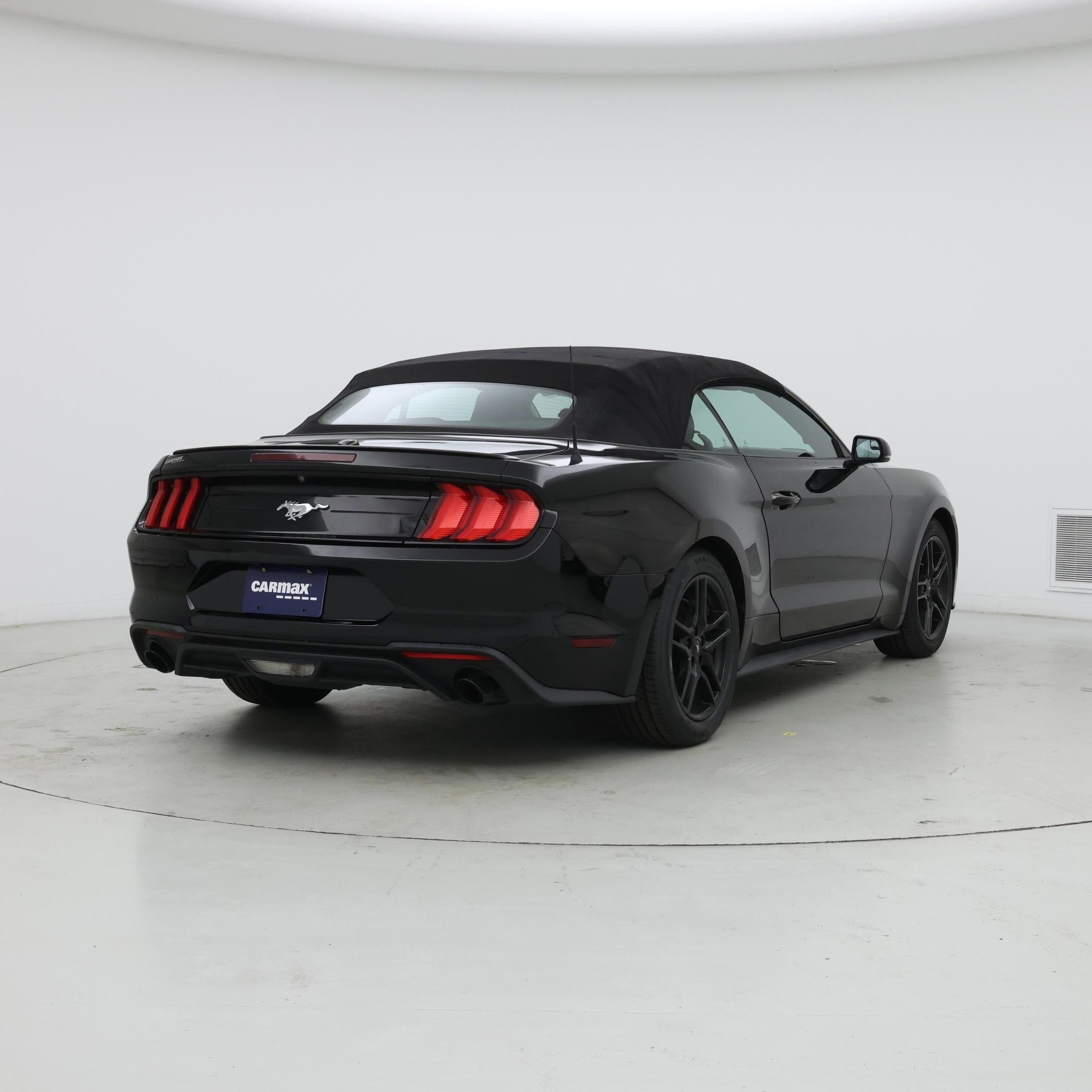 Thumbnail: 2018 Ford Mustang - 8