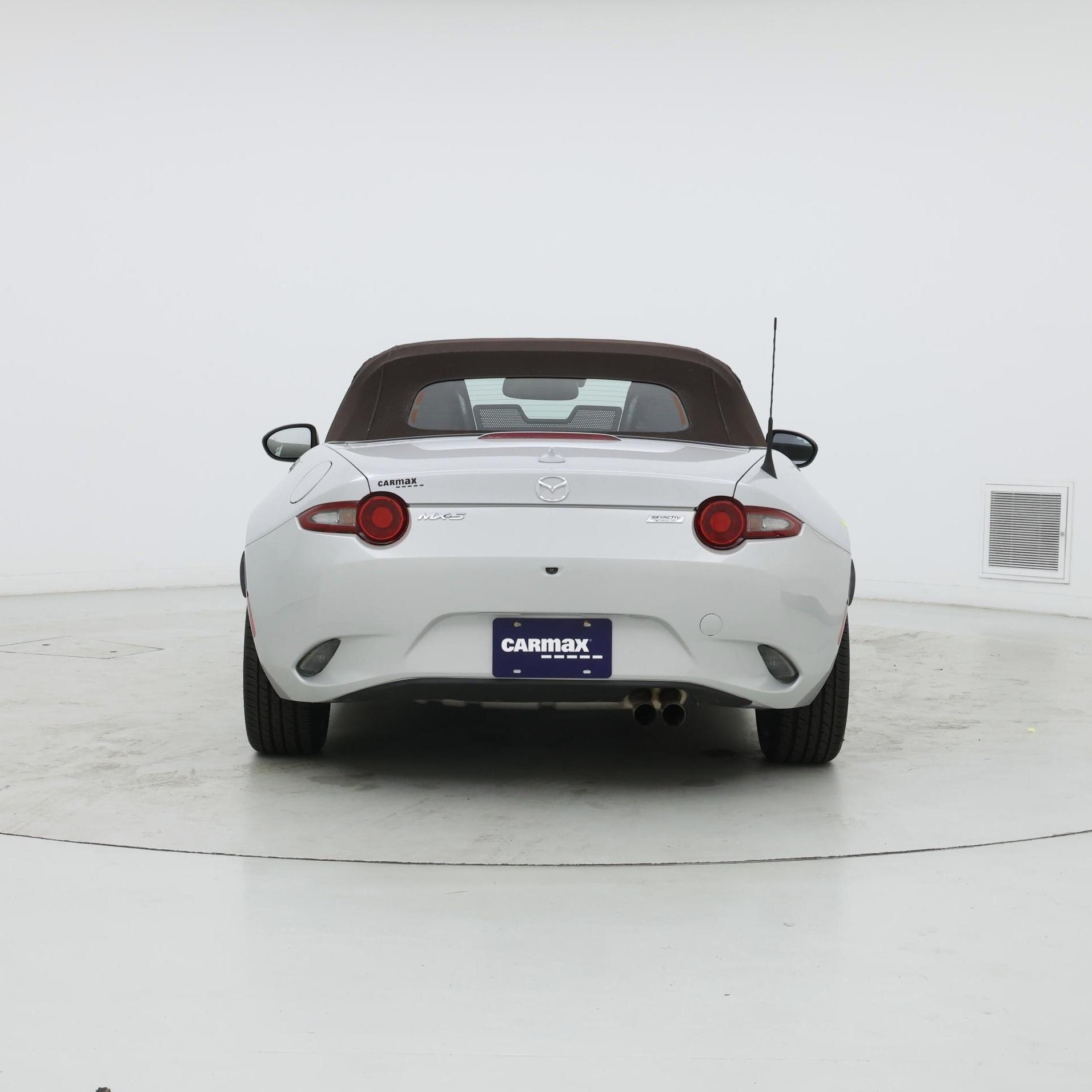 Thumbnail: 2019 Mazda MX-5 Miata - 6