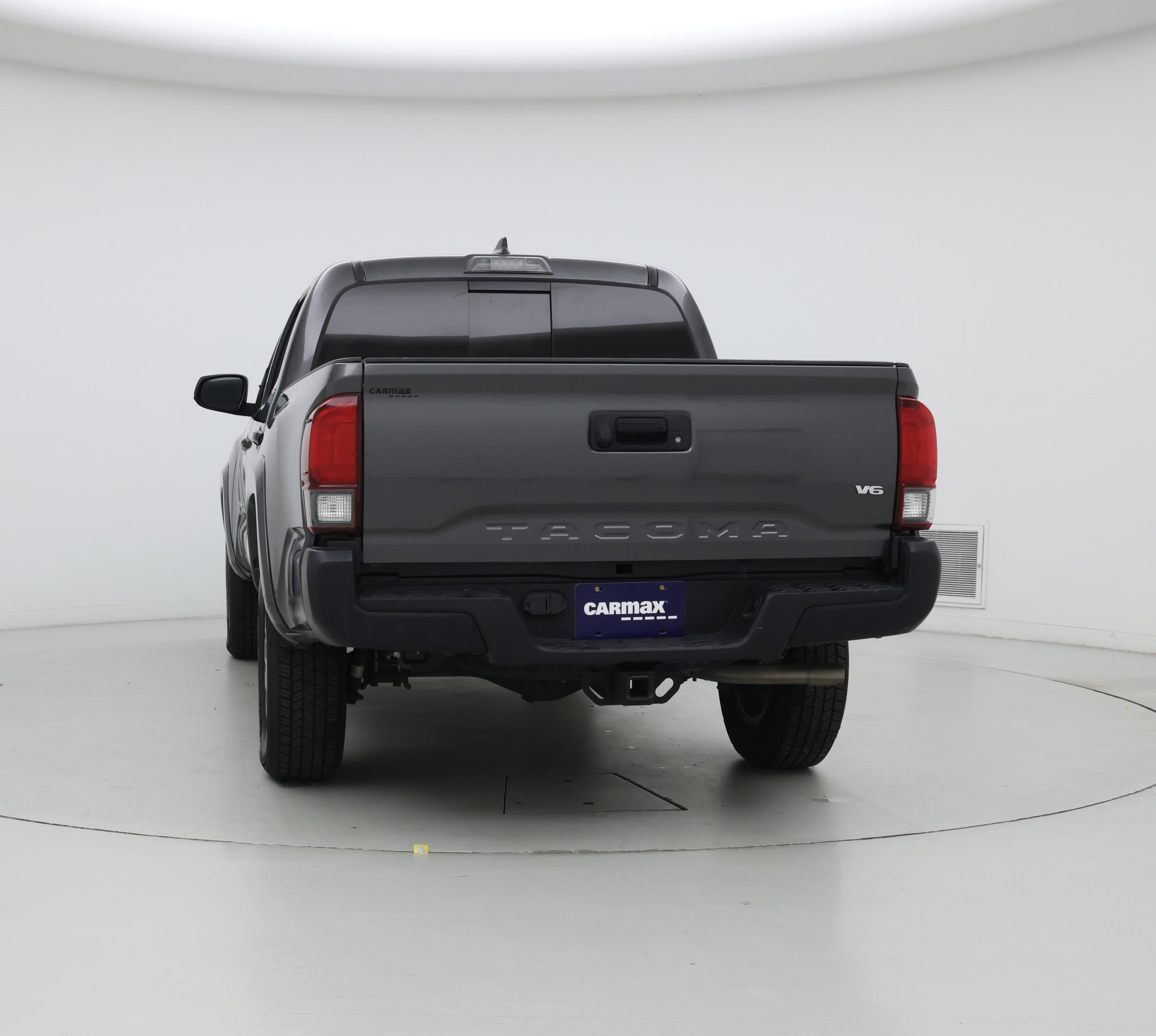 Thumbnail: 2018 Toyota Tacoma - 6