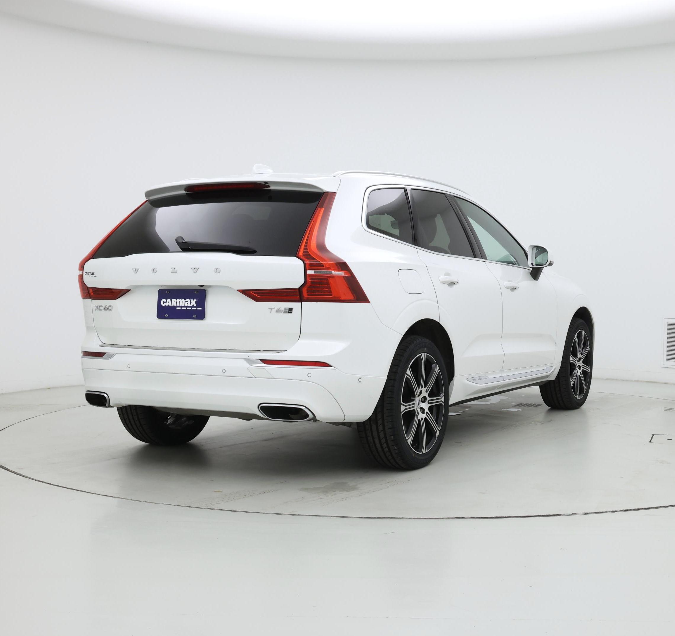 Thumbnail: 2019 Volvo XC60 - 8