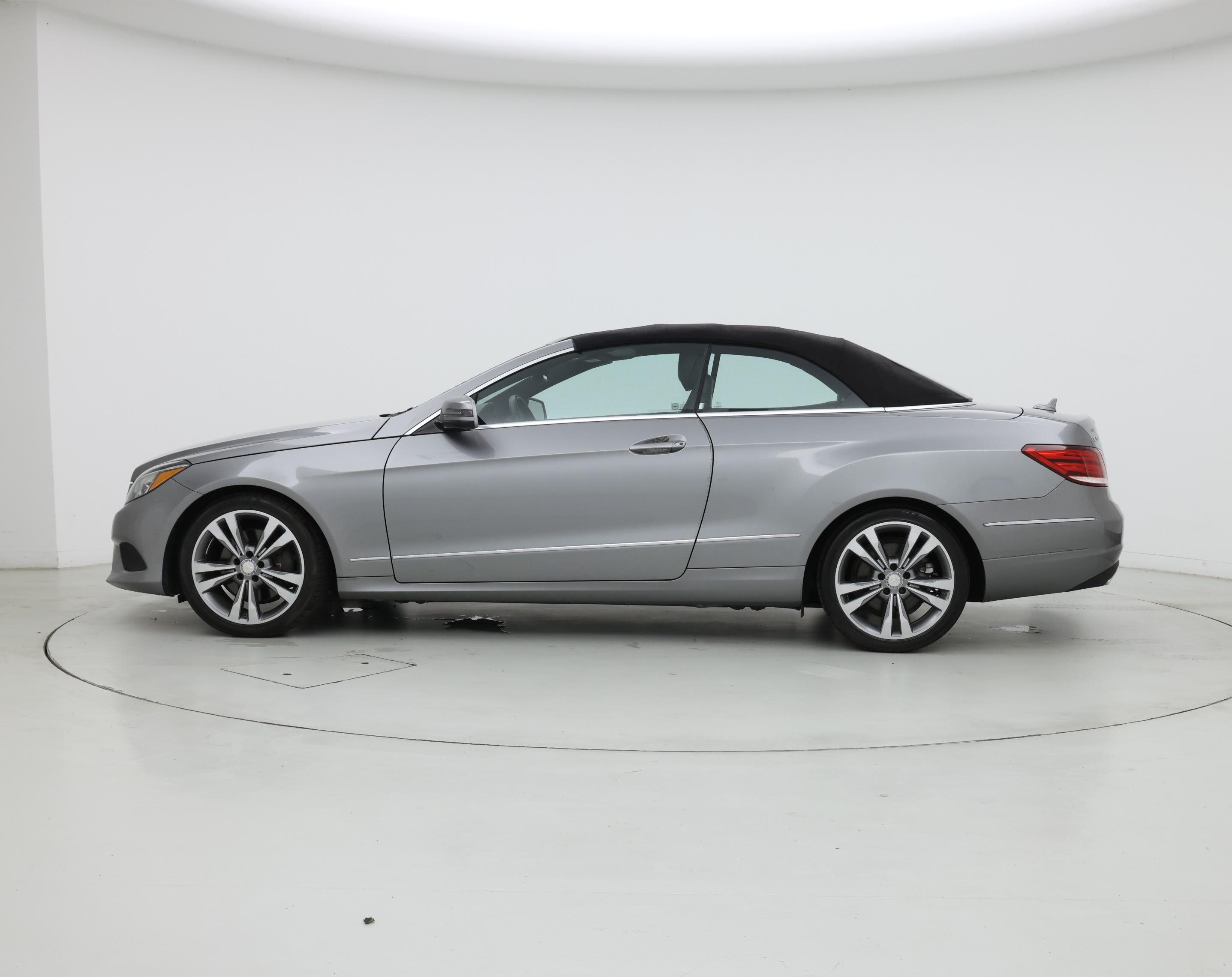 Thumbnail: 2014 Mercedes-Benz E-Class - 3