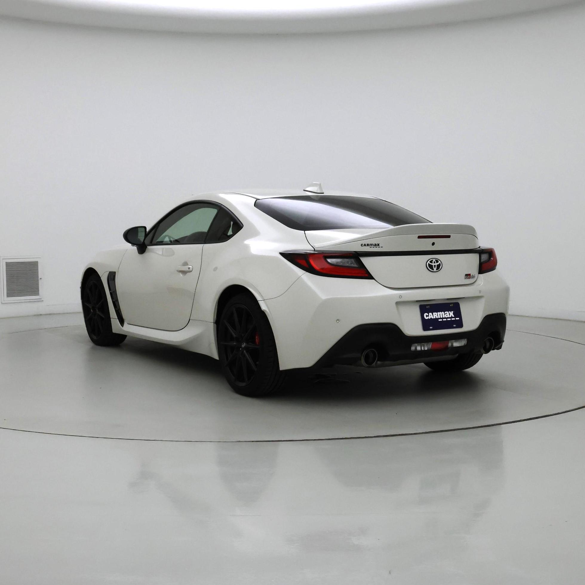 Thumbnail: 2024 Toyota GR86 - 2