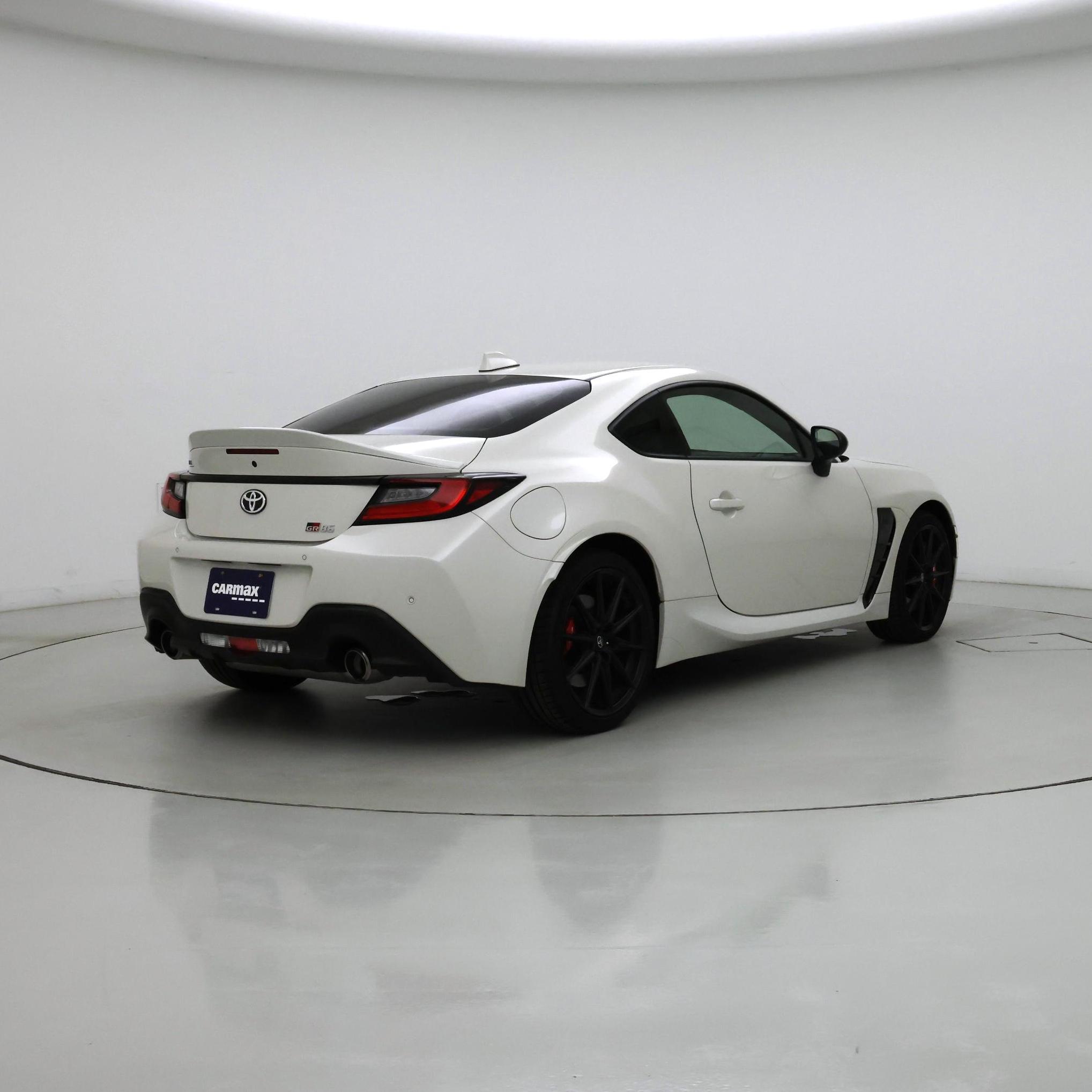 Thumbnail: 2024 Toyota GR86 - 8