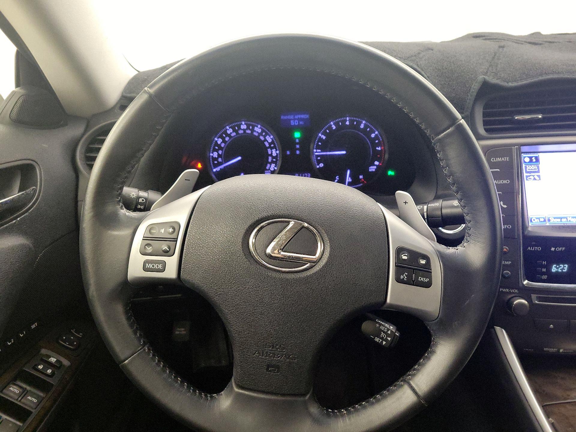 Thumbnail: 2014 Lexus IS - 10