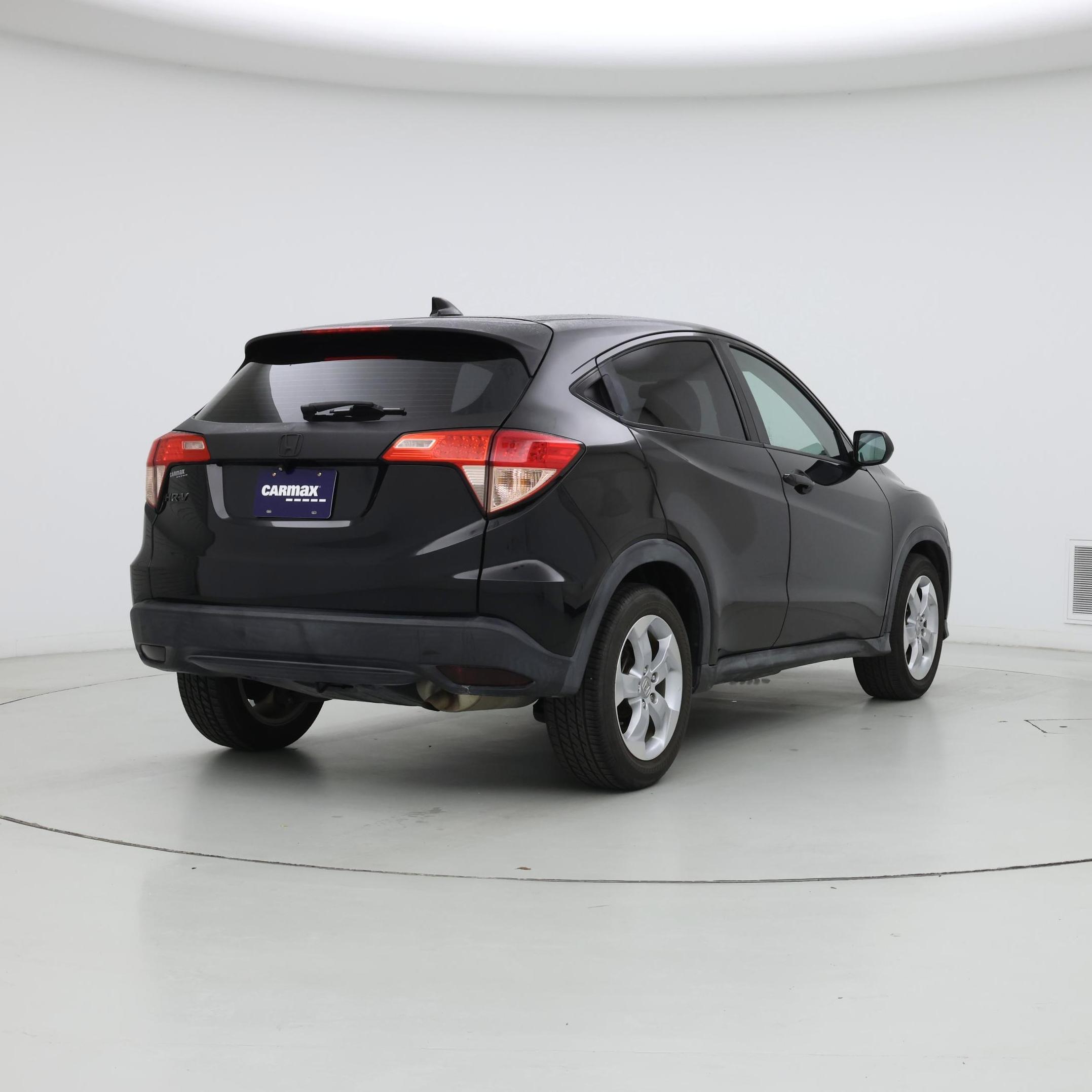 Thumbnail: 2016 Honda HR-V - 8